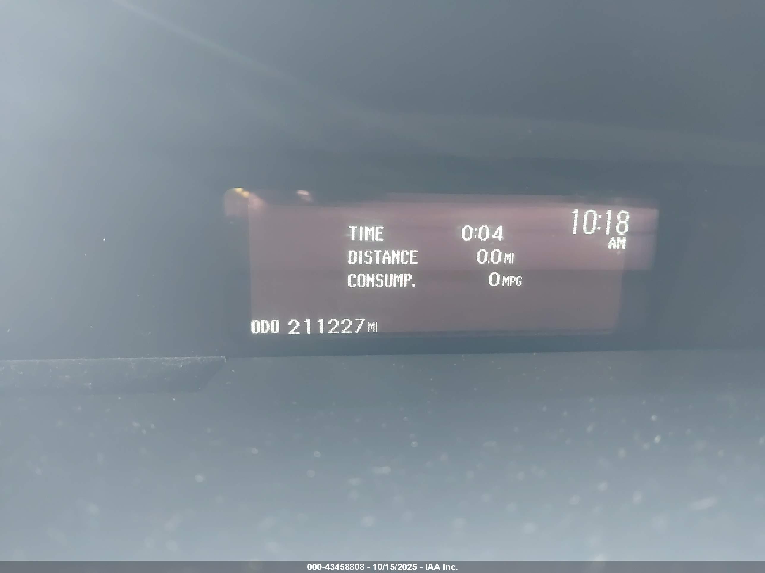 TOYOTA PRIUS image 7