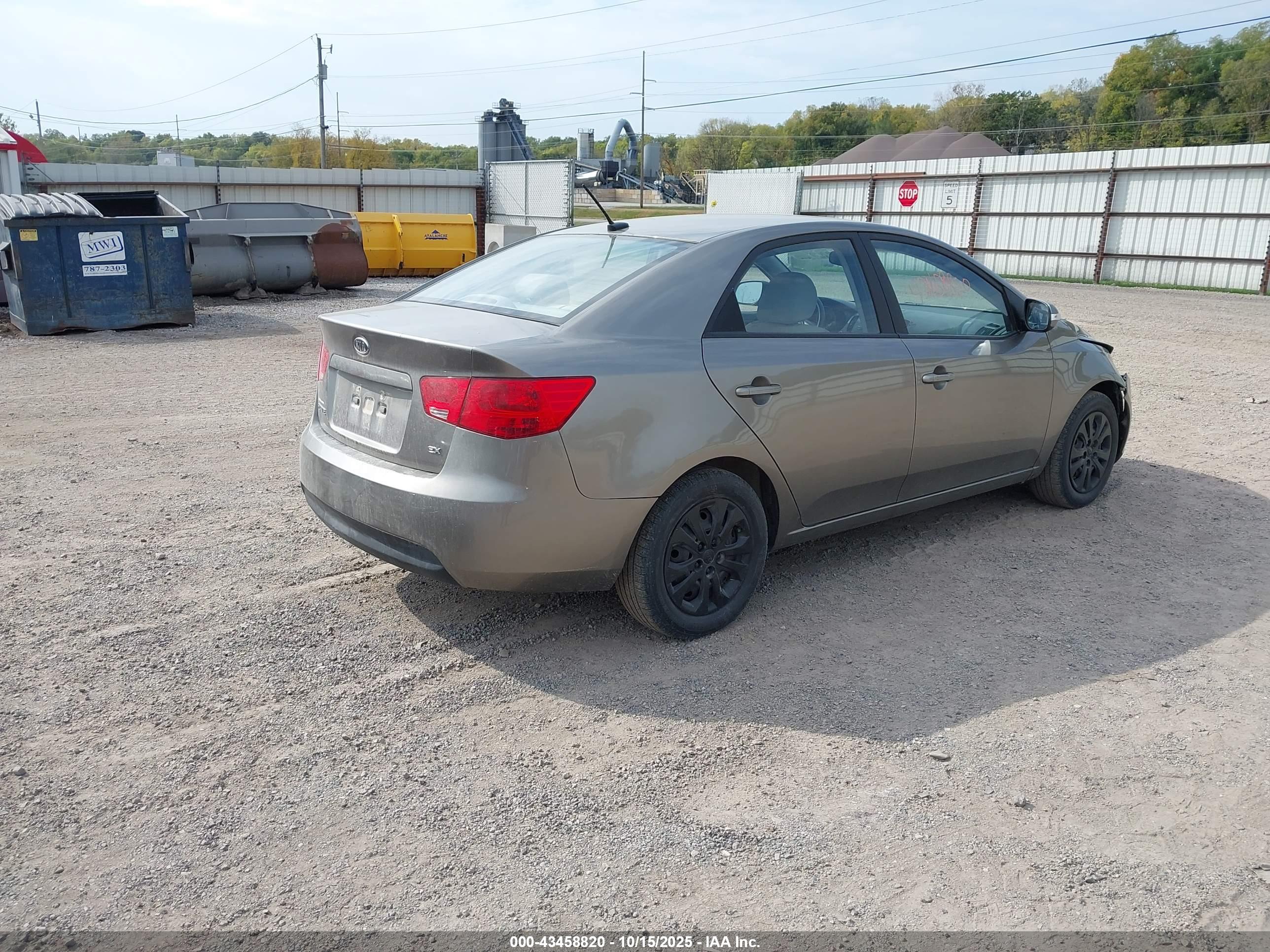 KIA FORTE image 4