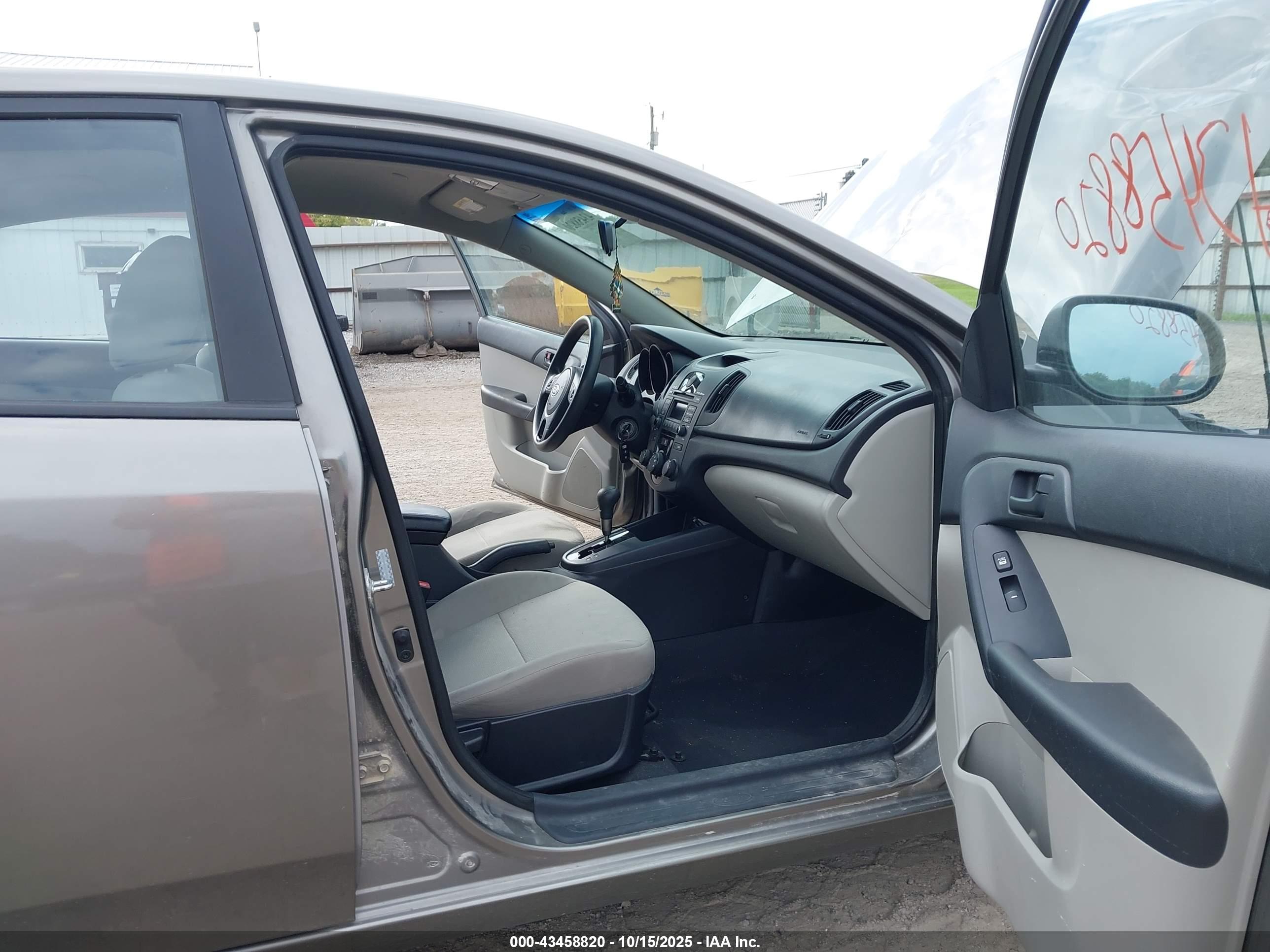 KIA FORTE image 5