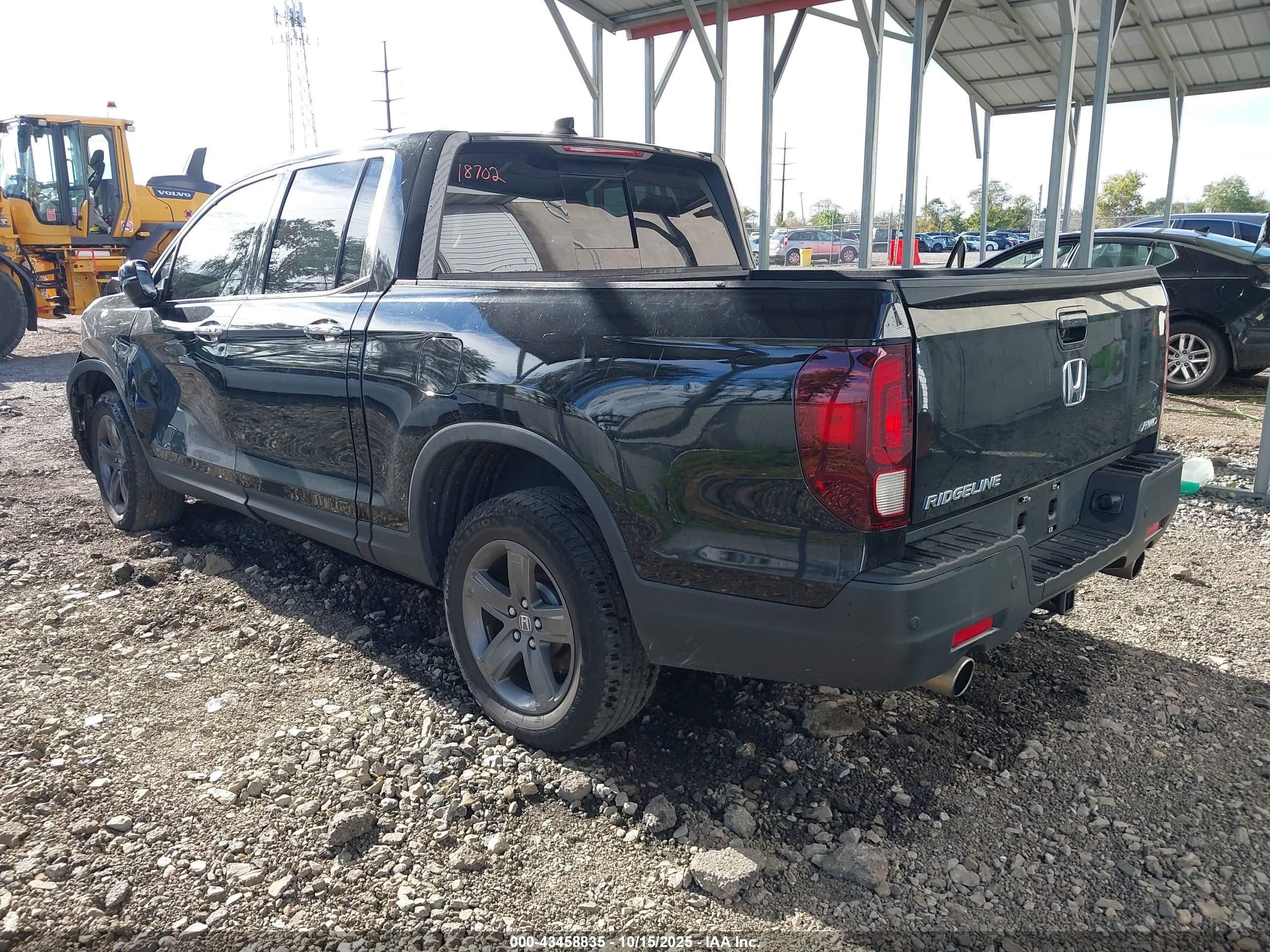 HONDA RIDGELINE image 3