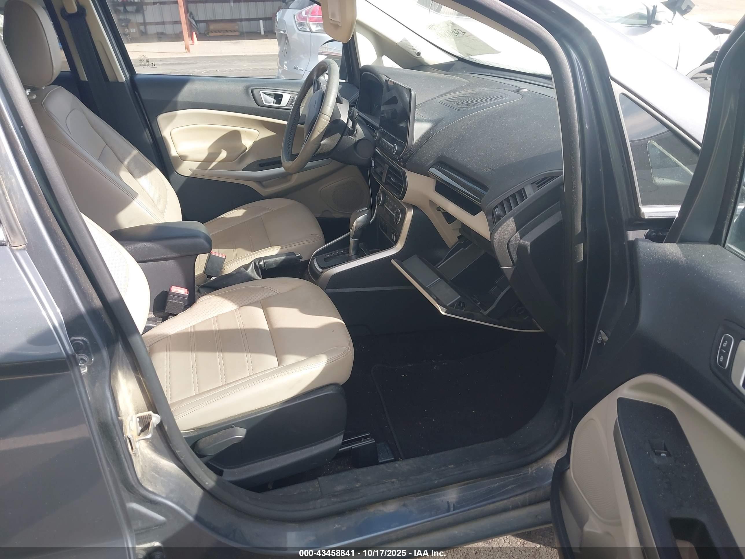 FORD ECOSPORT image 5