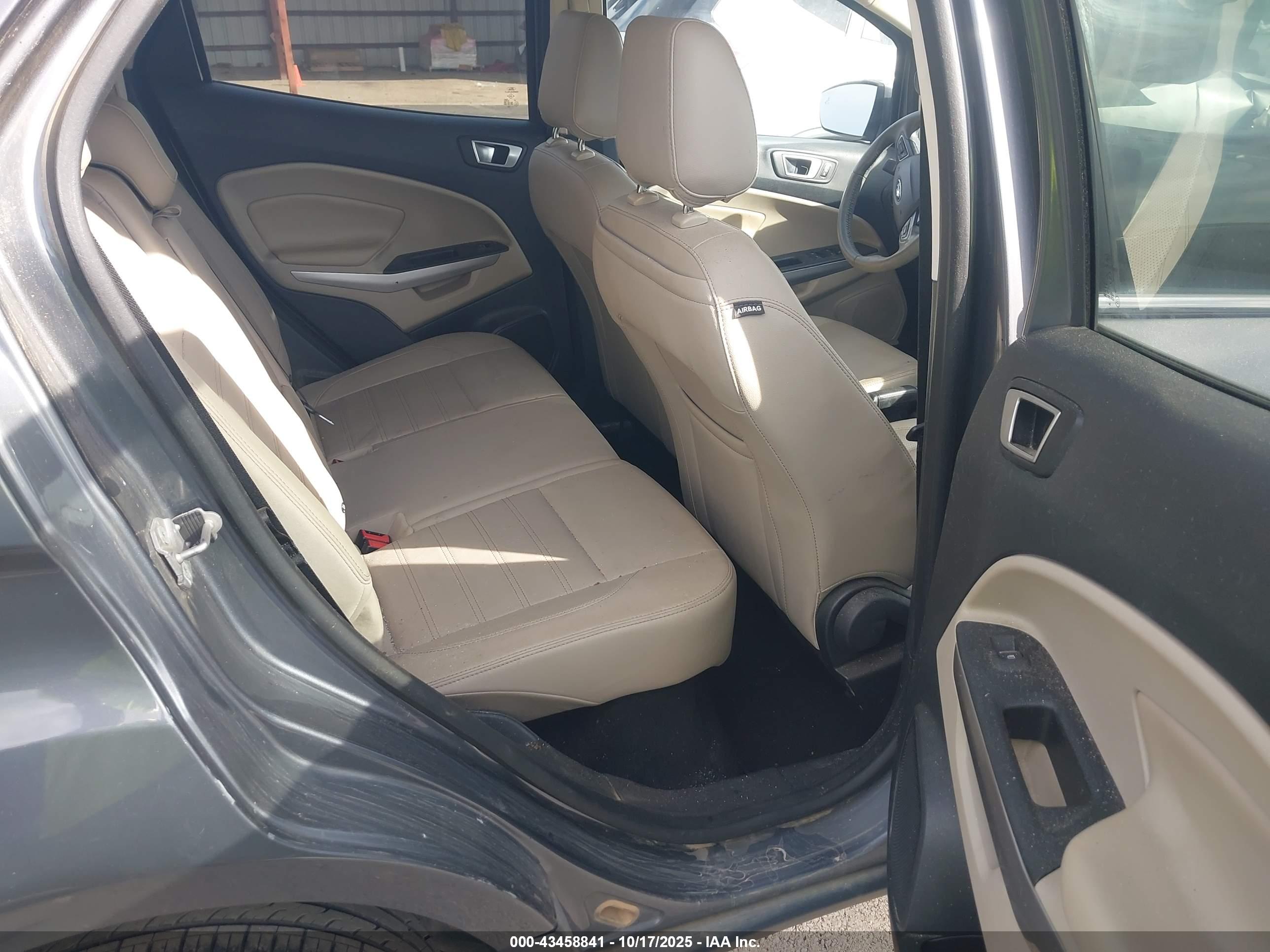 FORD ECOSPORT image 8