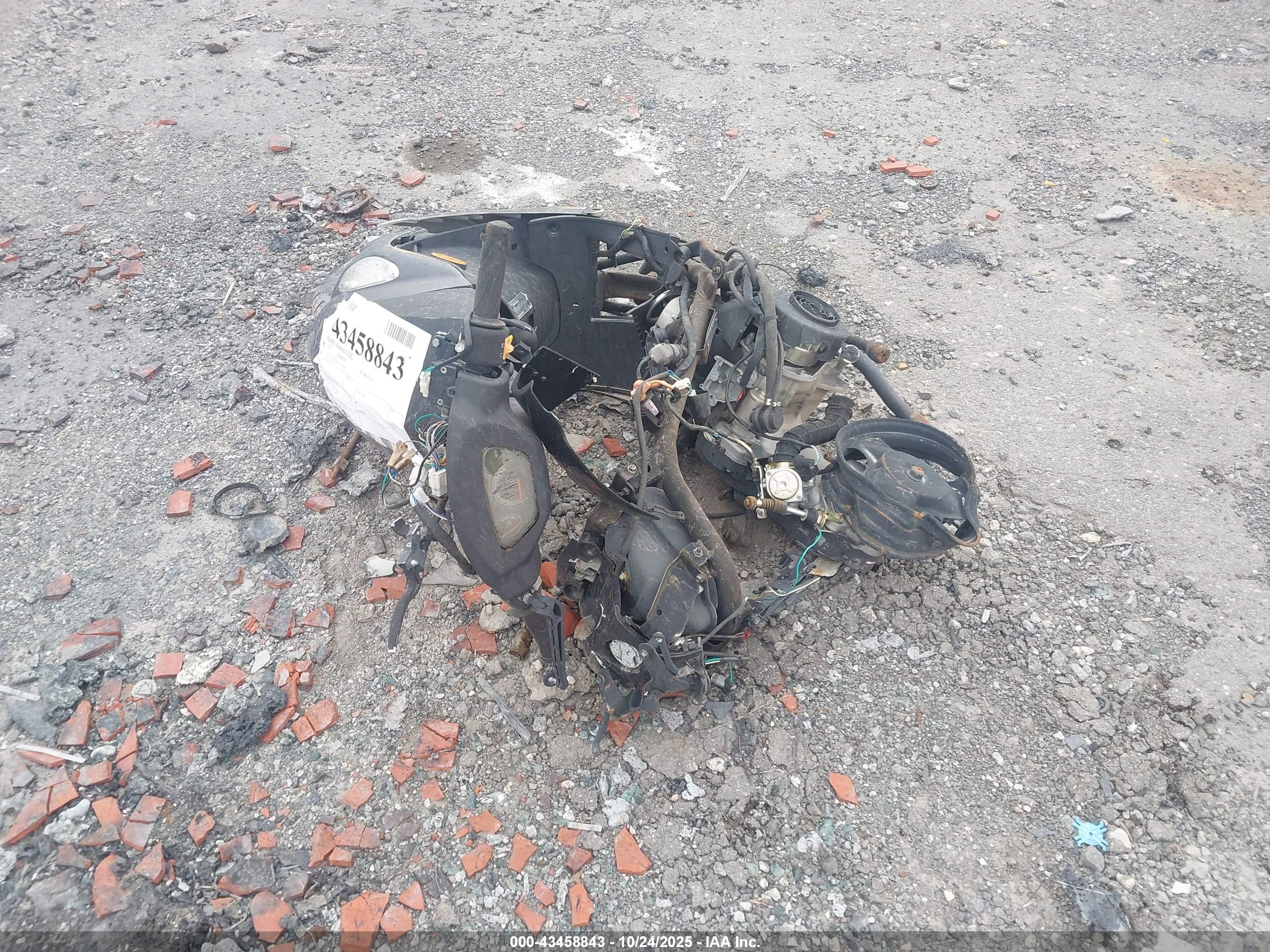 MOPED SCOOTER image 3