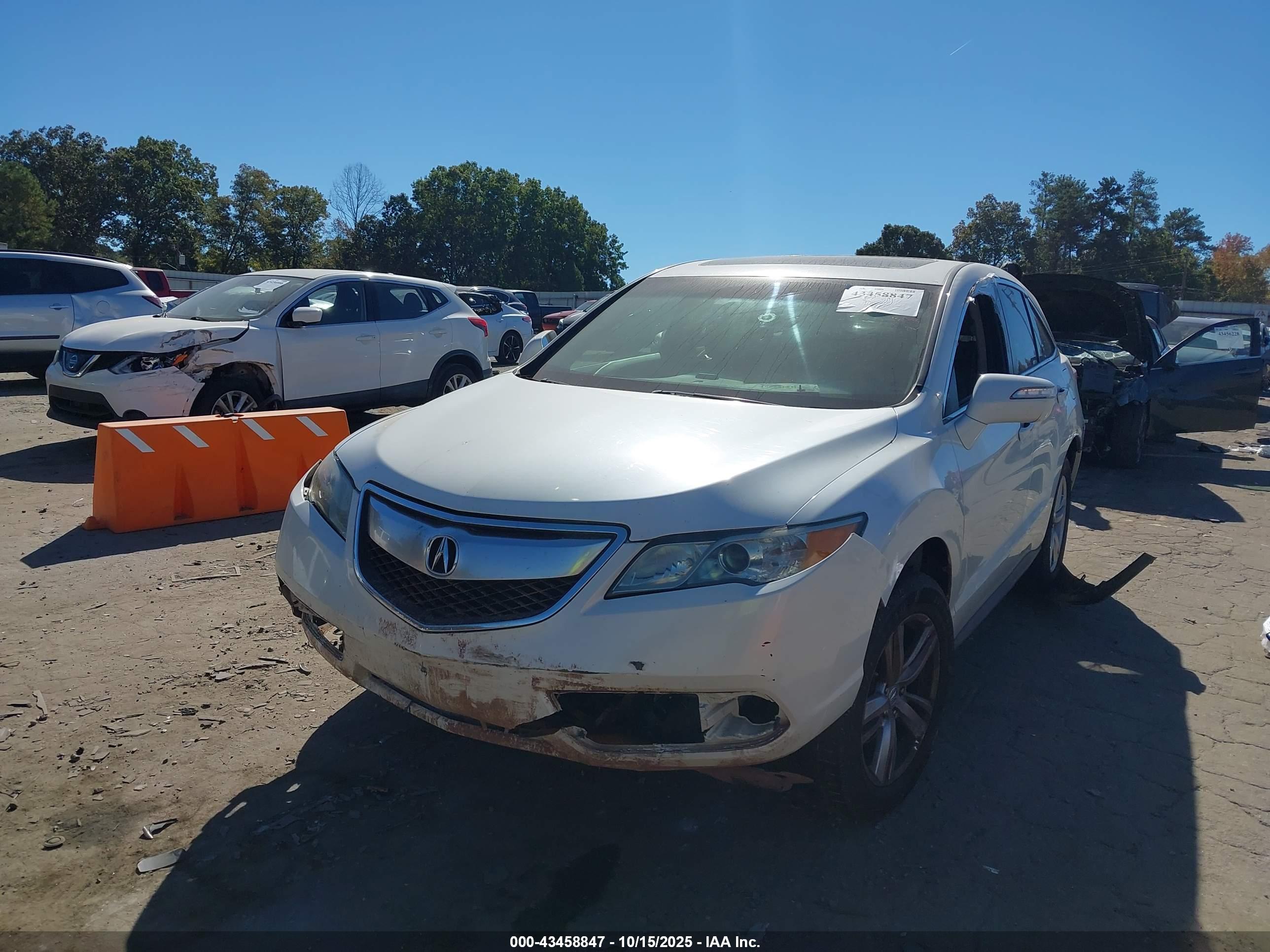 ACURA RDX image 2