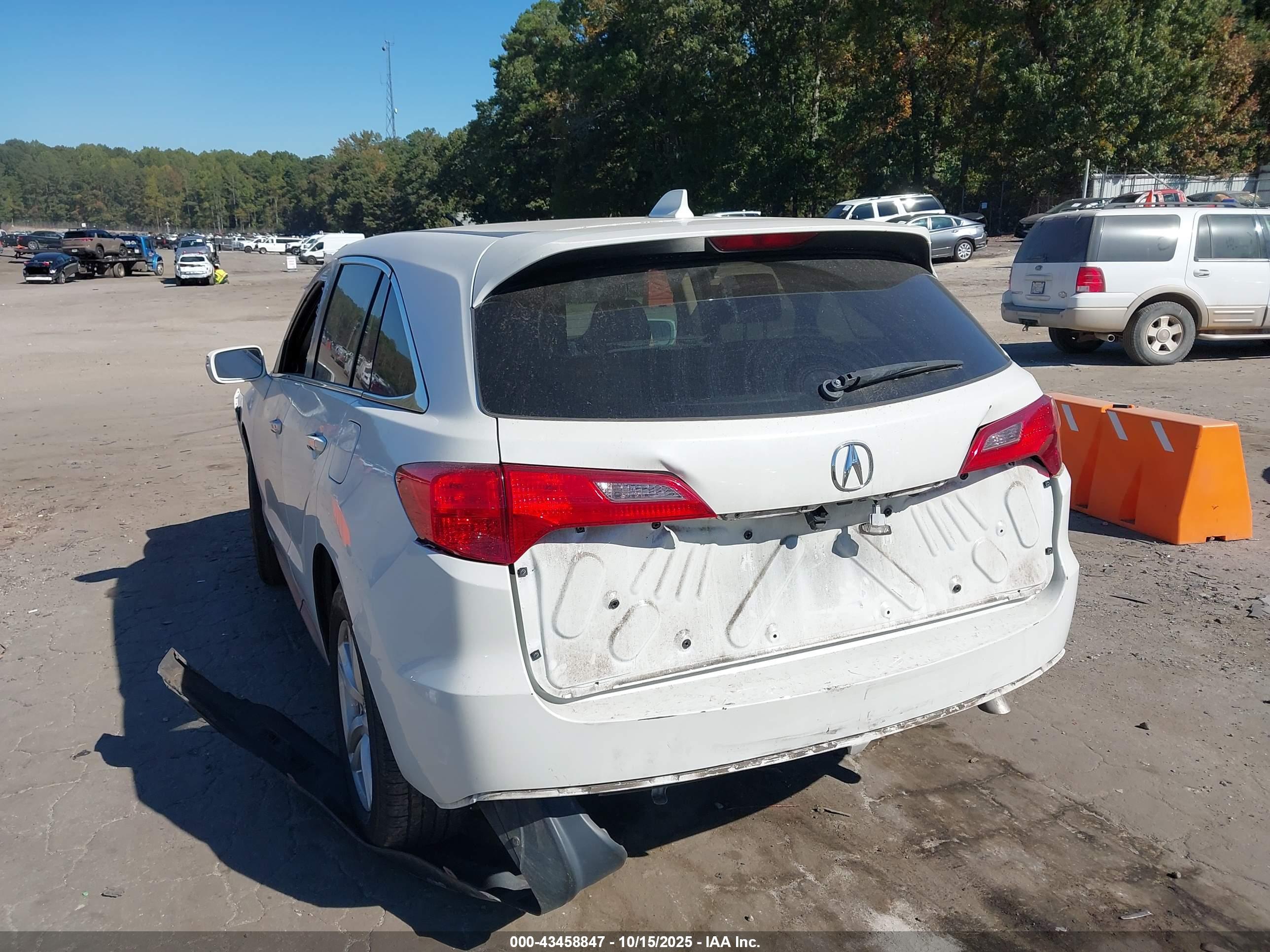 ACURA RDX image 3