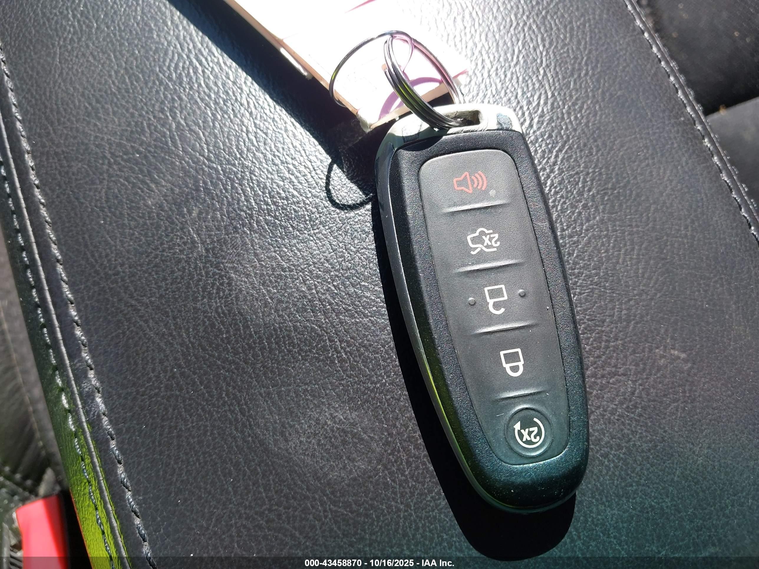 FORD EXPLORER image 11