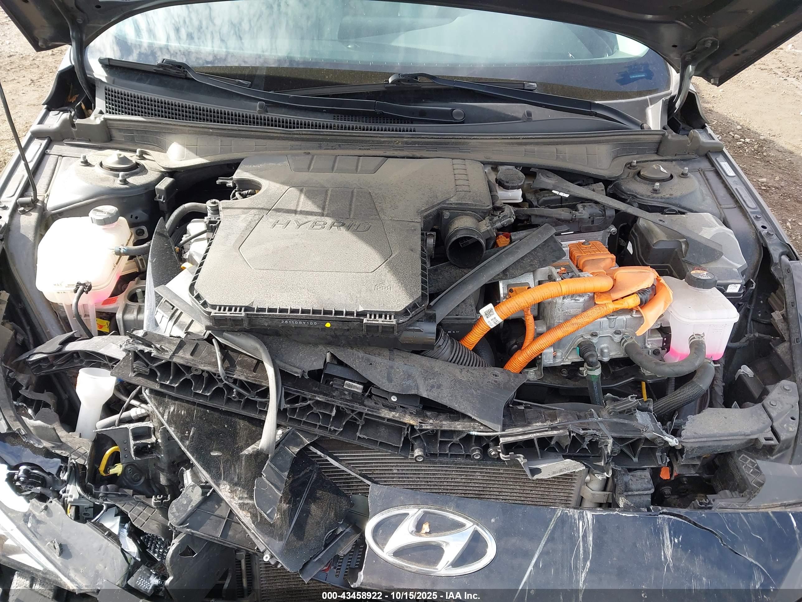 HYUNDAI ELANTRA image 10