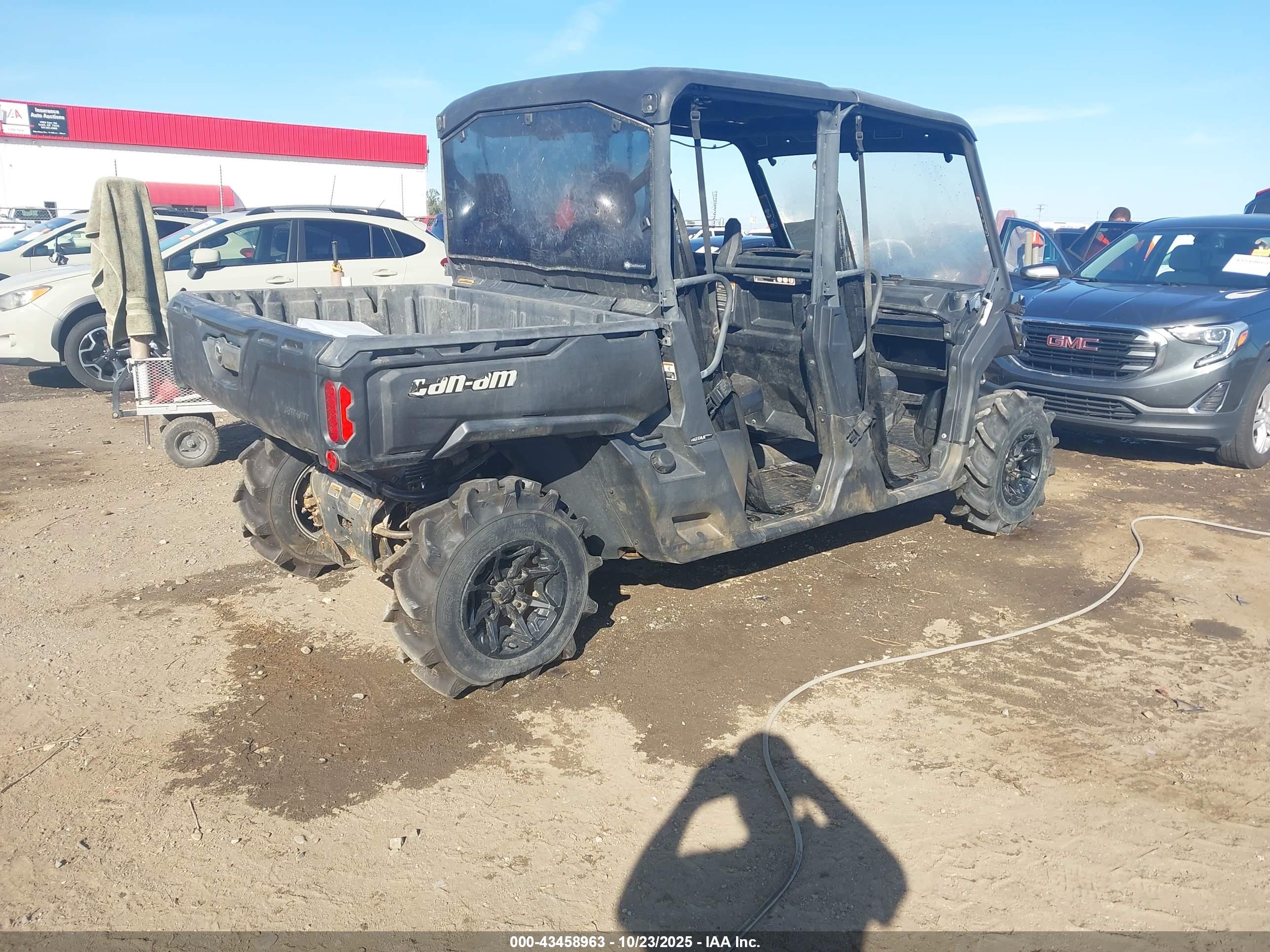 CAN-AM DEFENDER image 4