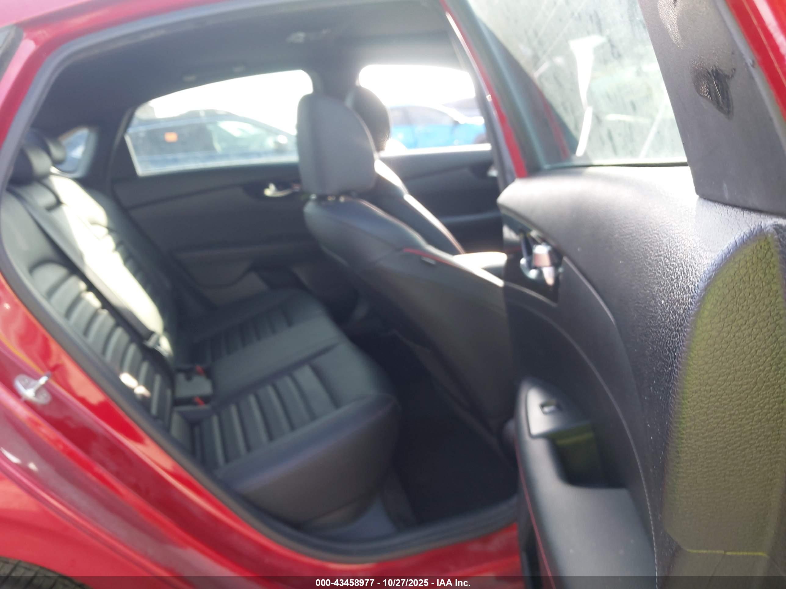 KIA FORTE image 8