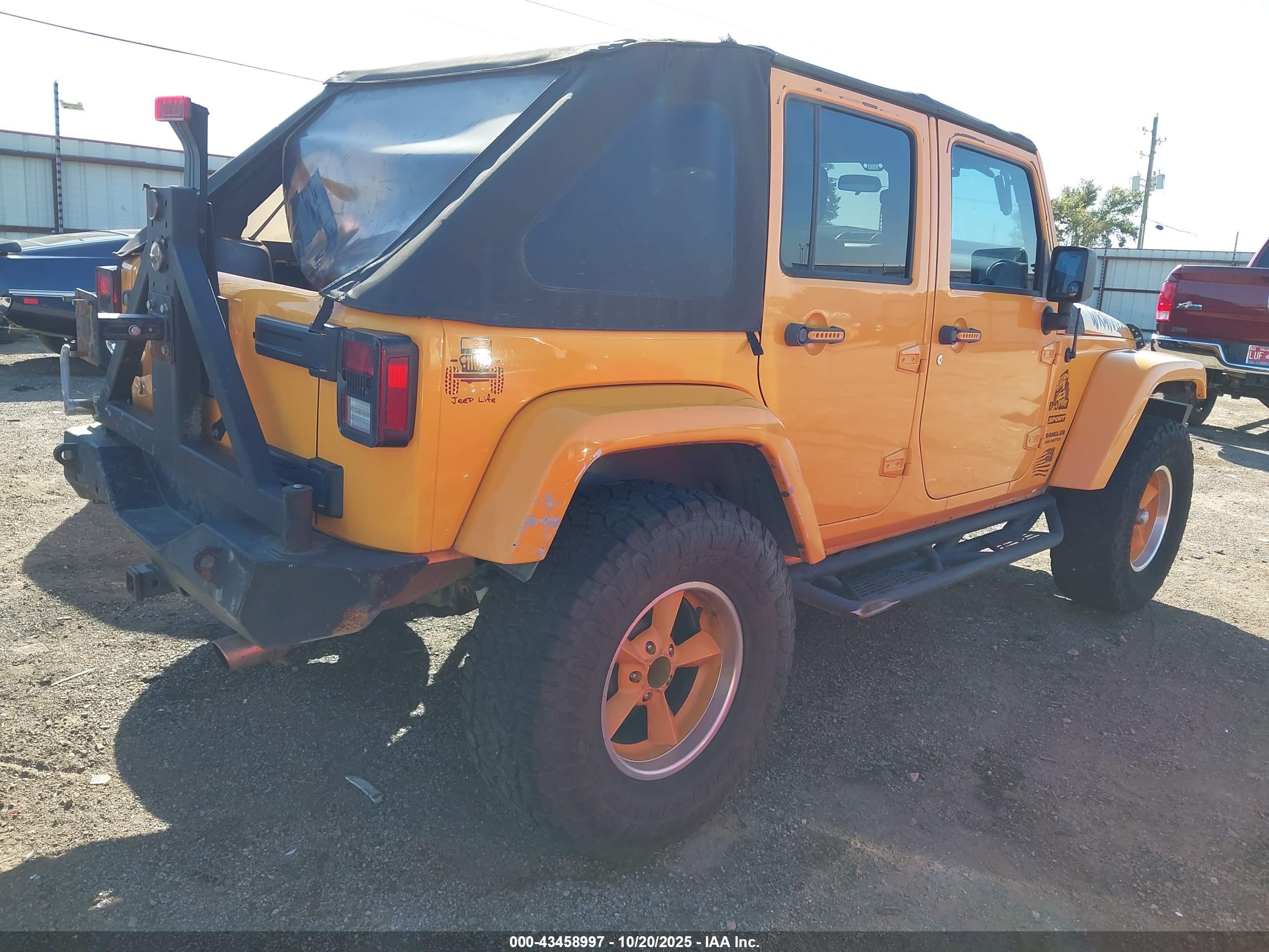JEEP WRANGLER image 4