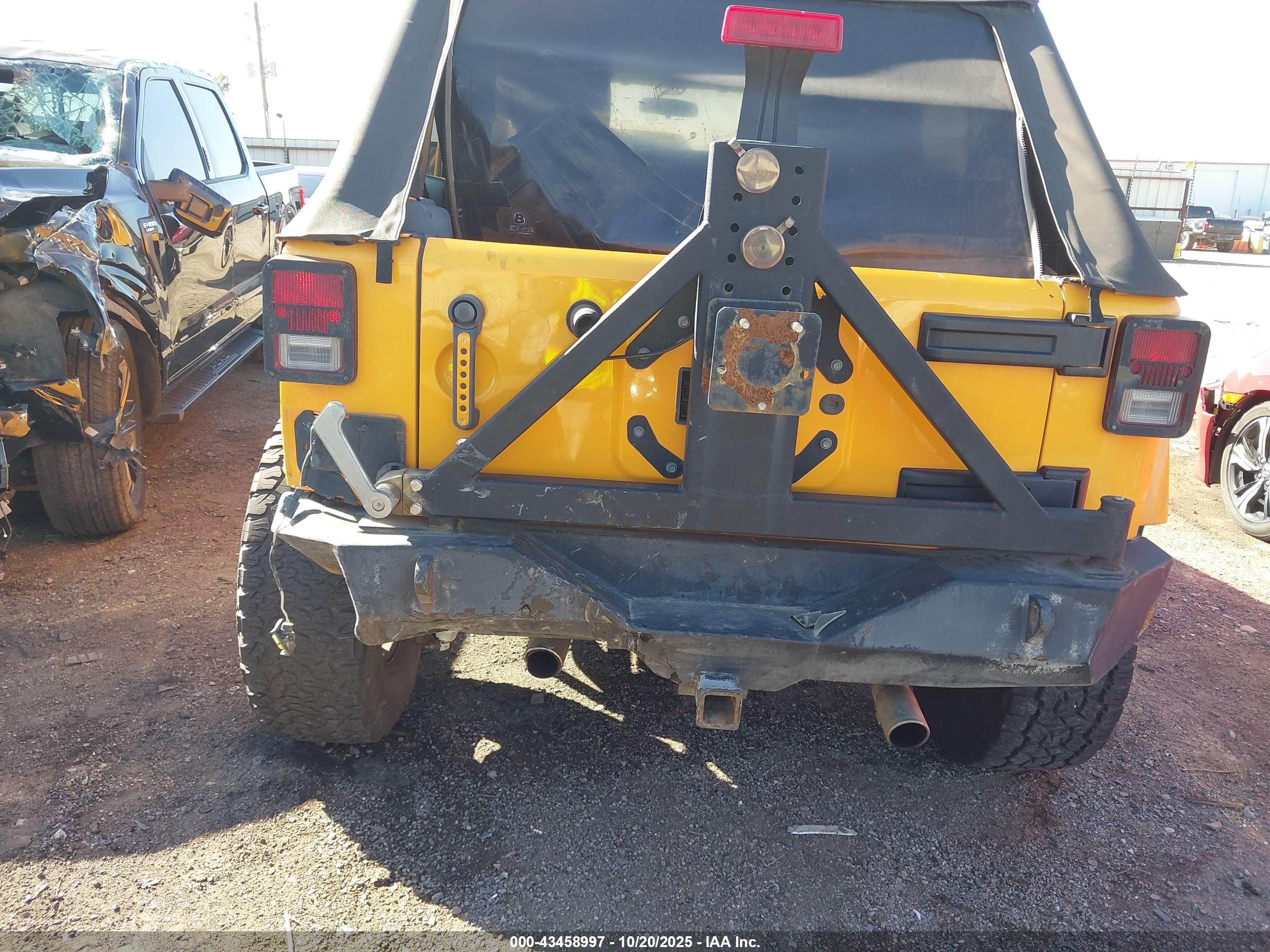 JEEP WRANGLER image 6