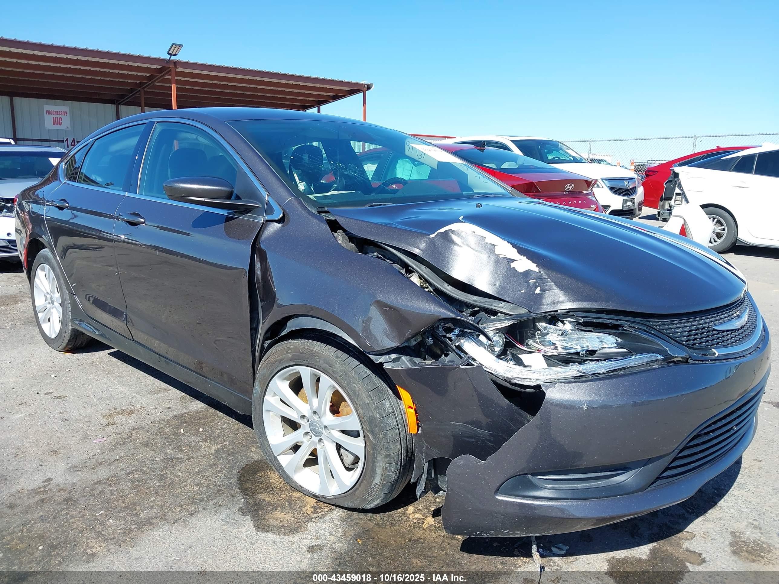 CHRYSLER 200 image 6