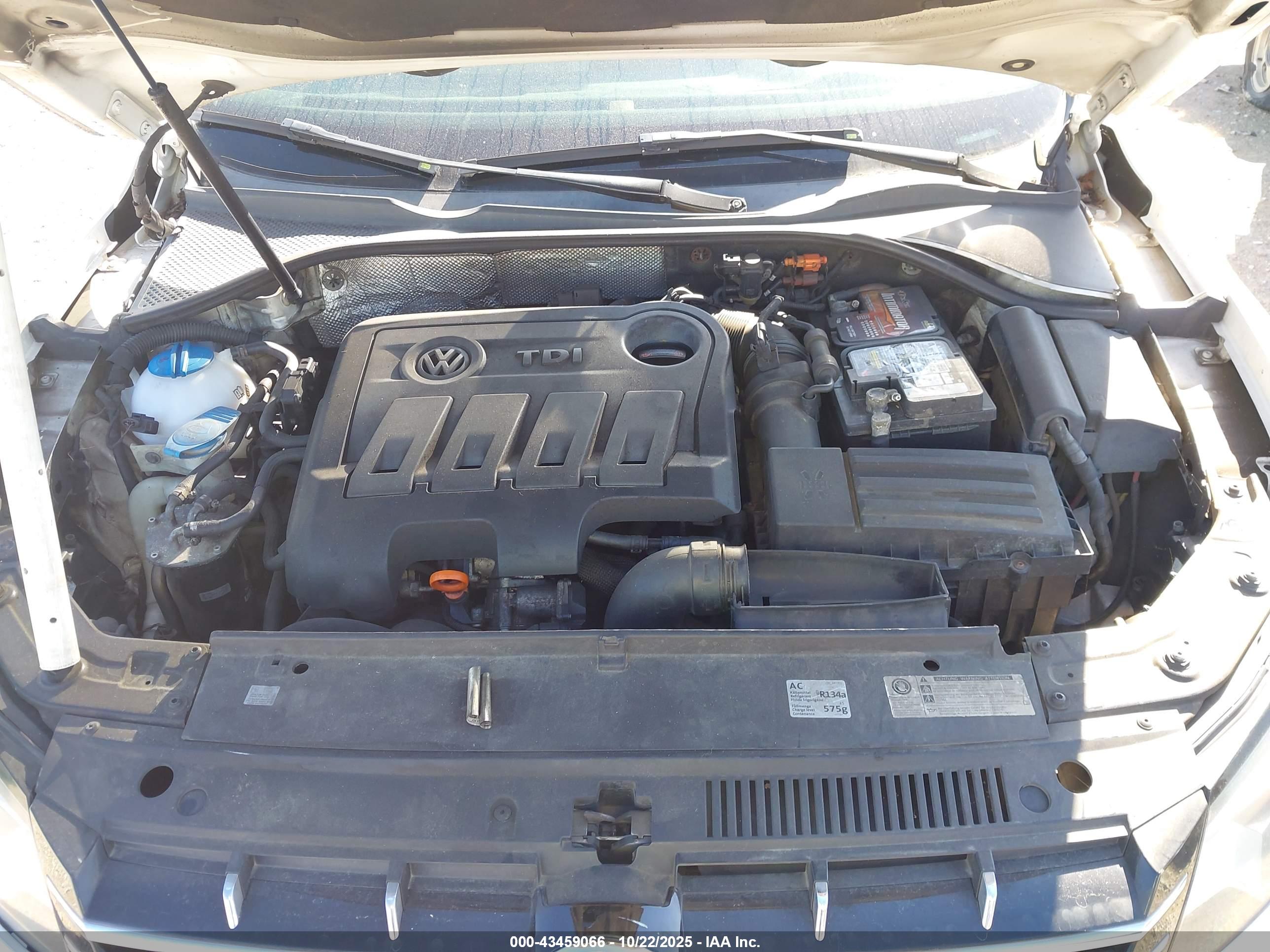 VOLKSWAGEN PASSAT image 10