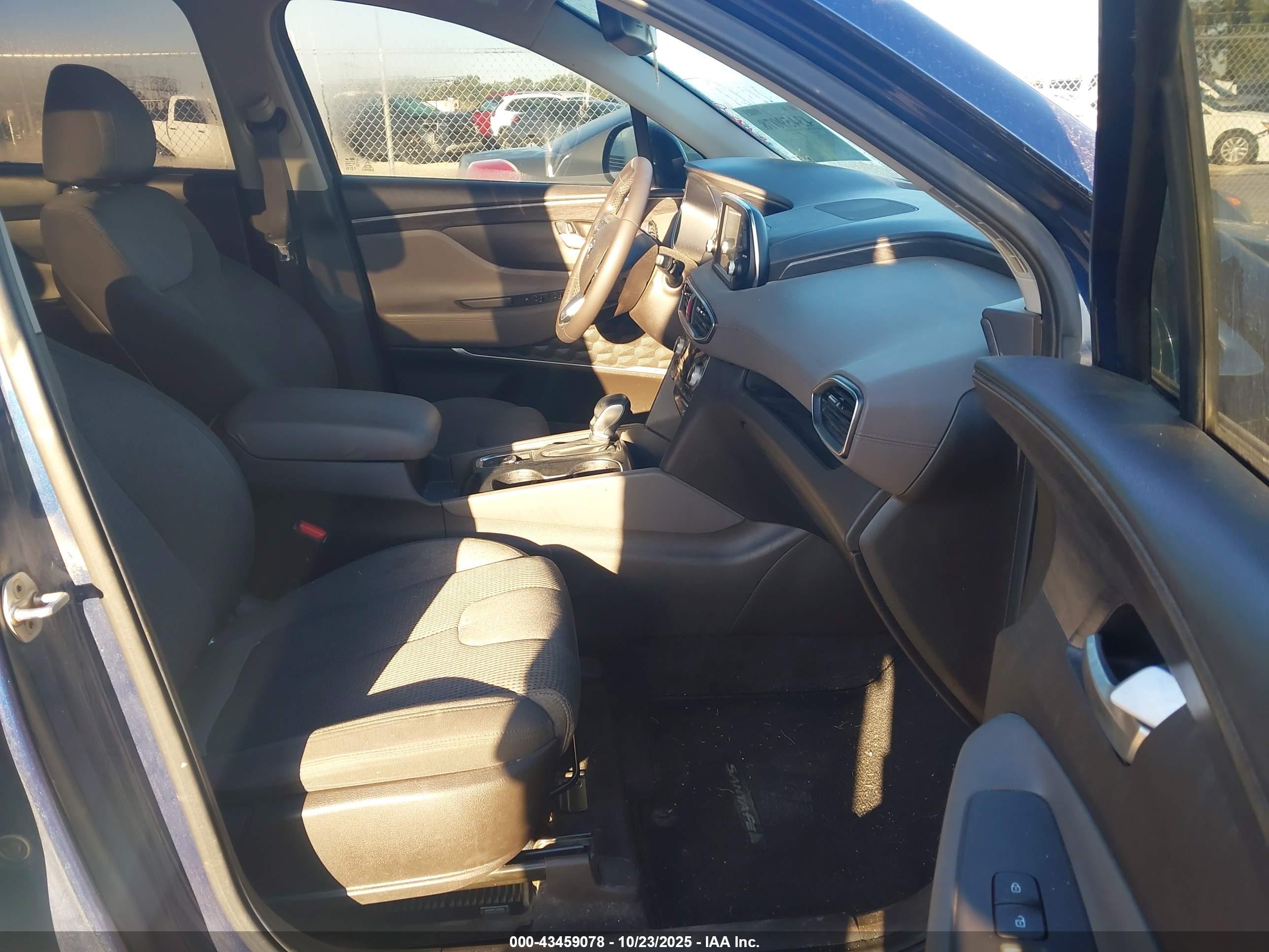 HYUNDAI SANTA image 5