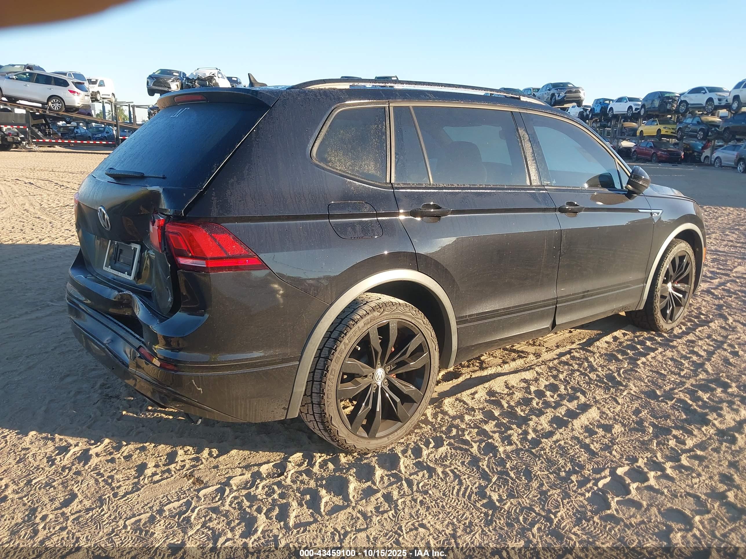 VOLKSWAGEN TIGUAN image 4