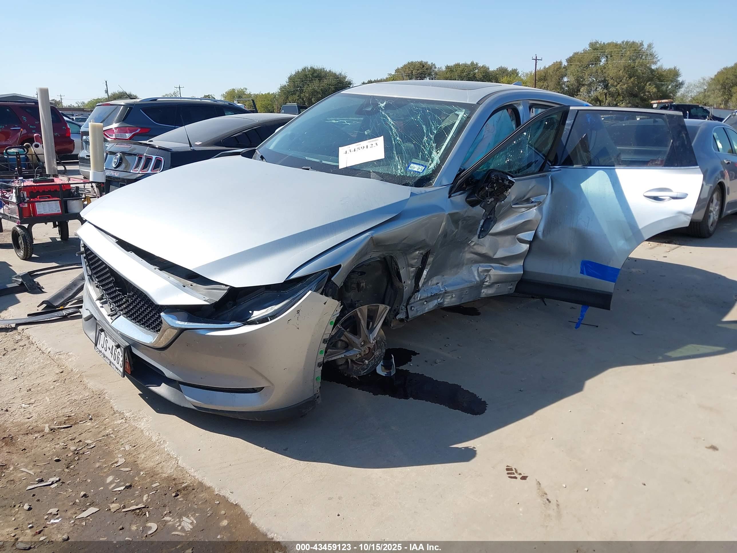 MAZDA CX-5 image 2