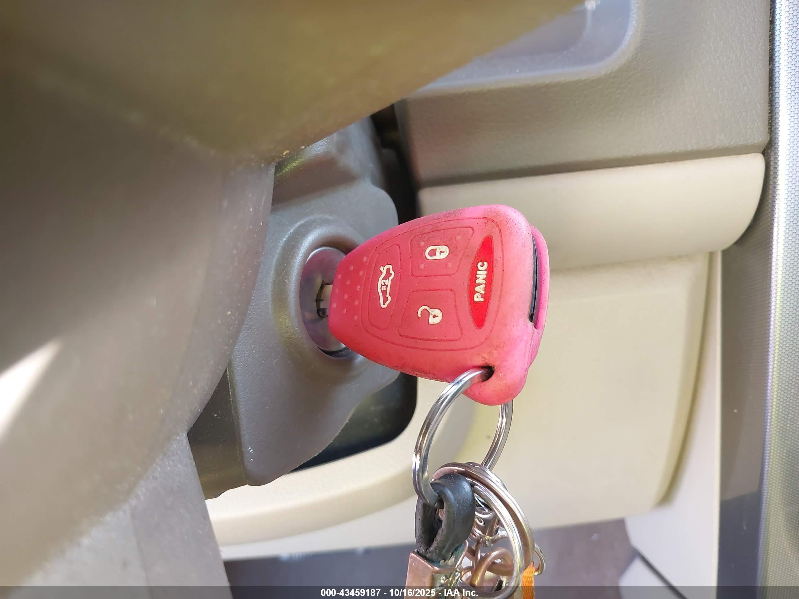 JEEP LIBERTY image 11