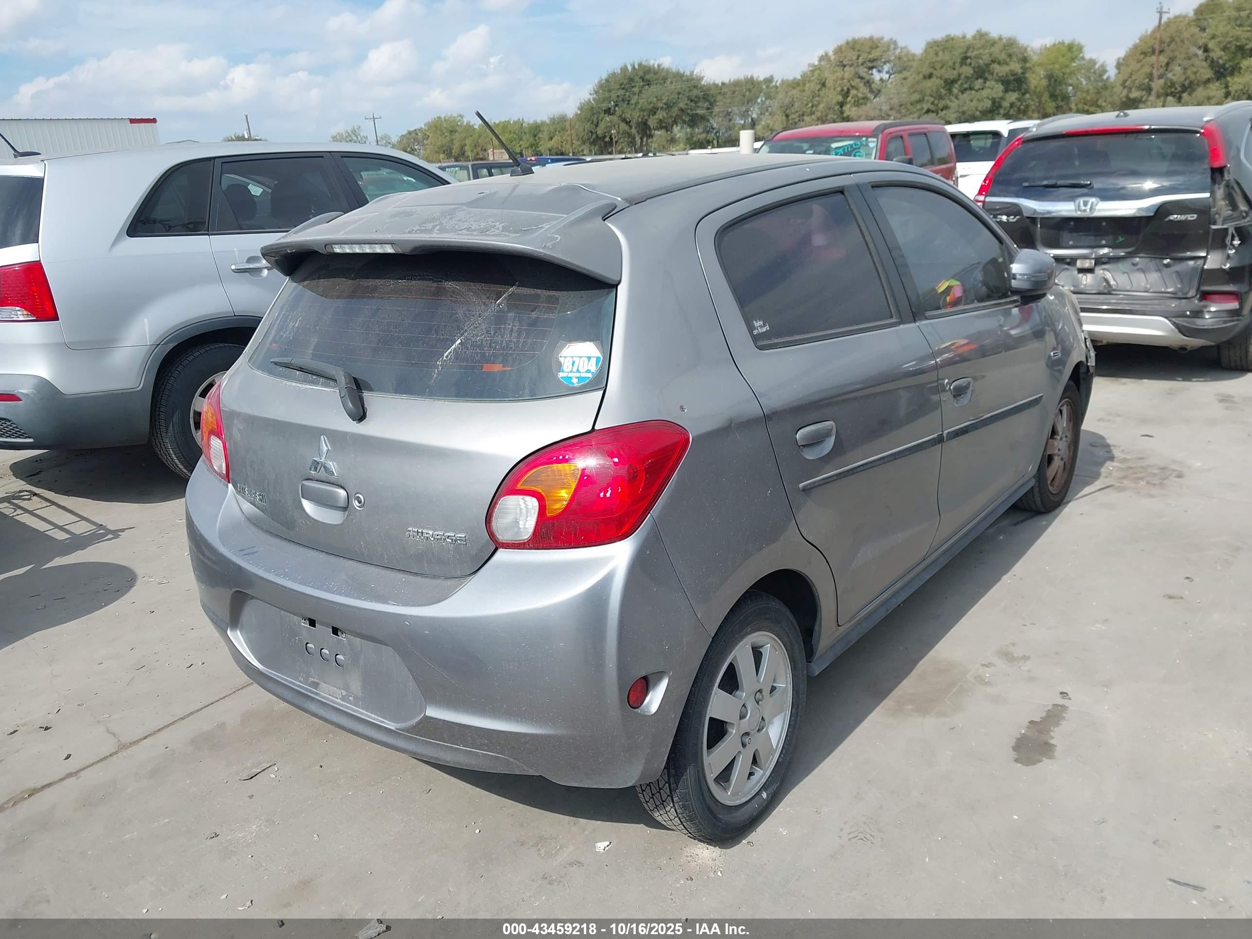 MITSUBISHI MIRAGE image 4