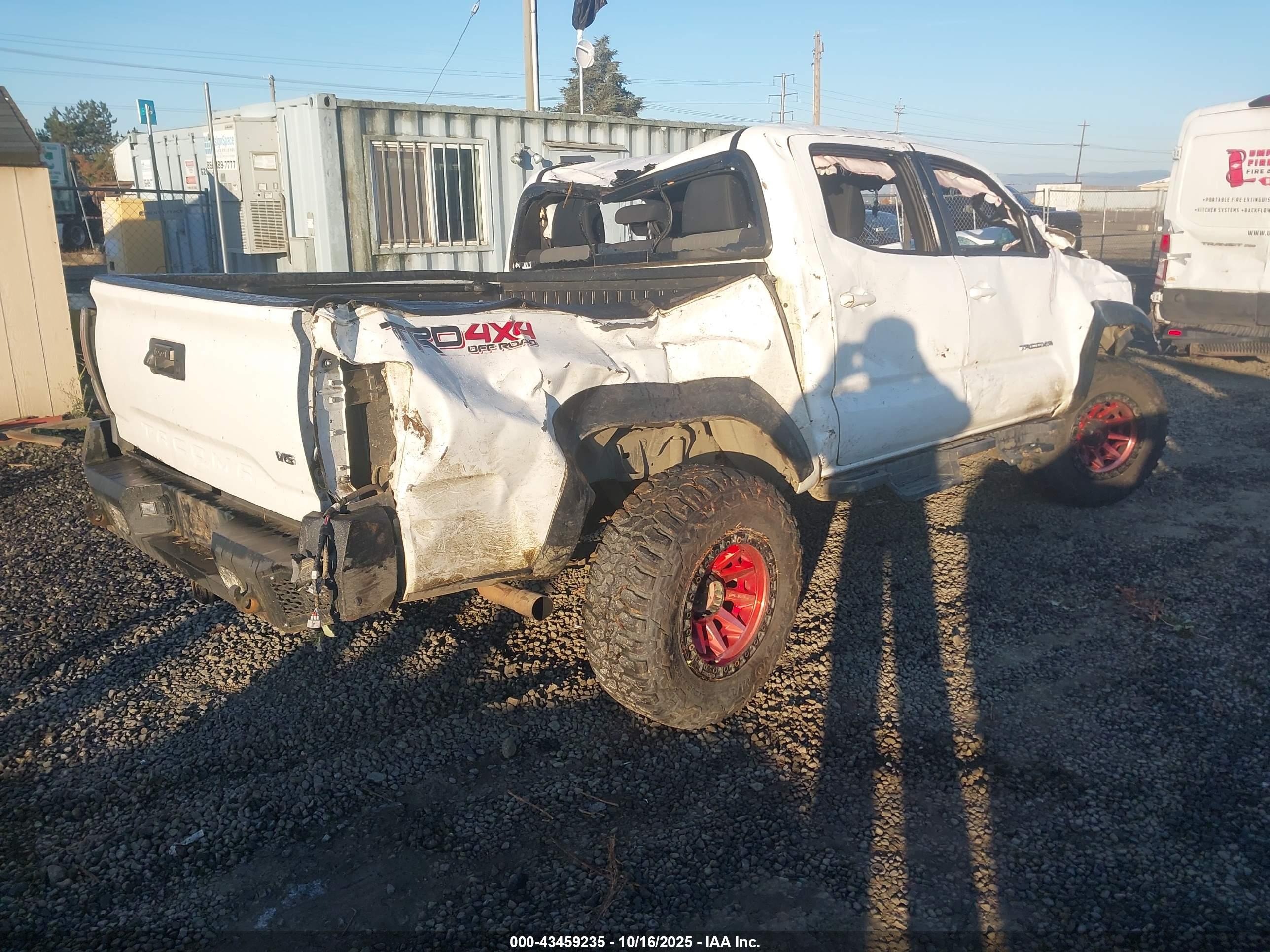 TOYOTA TACOMA image 4