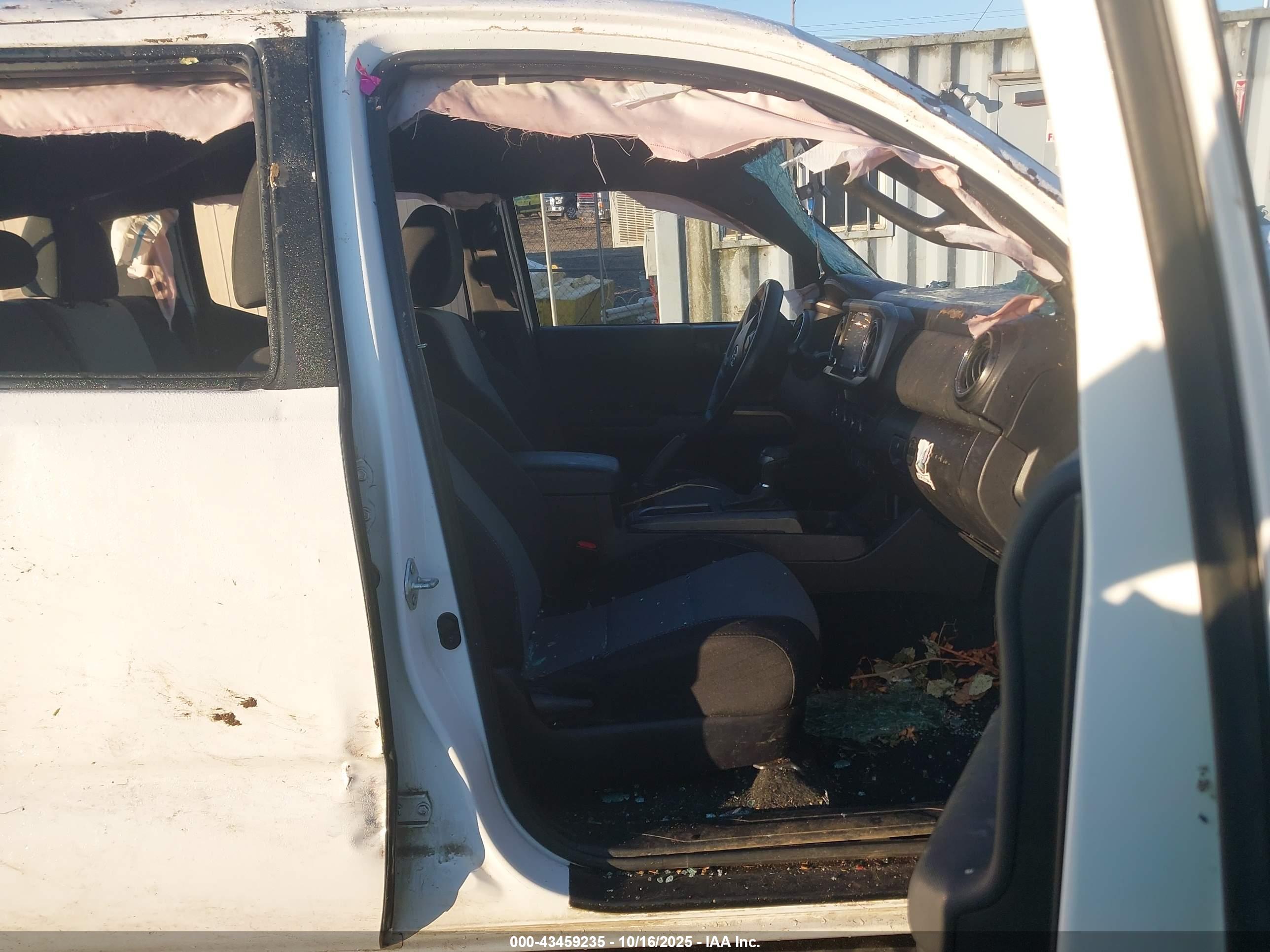 TOYOTA TACOMA image 5