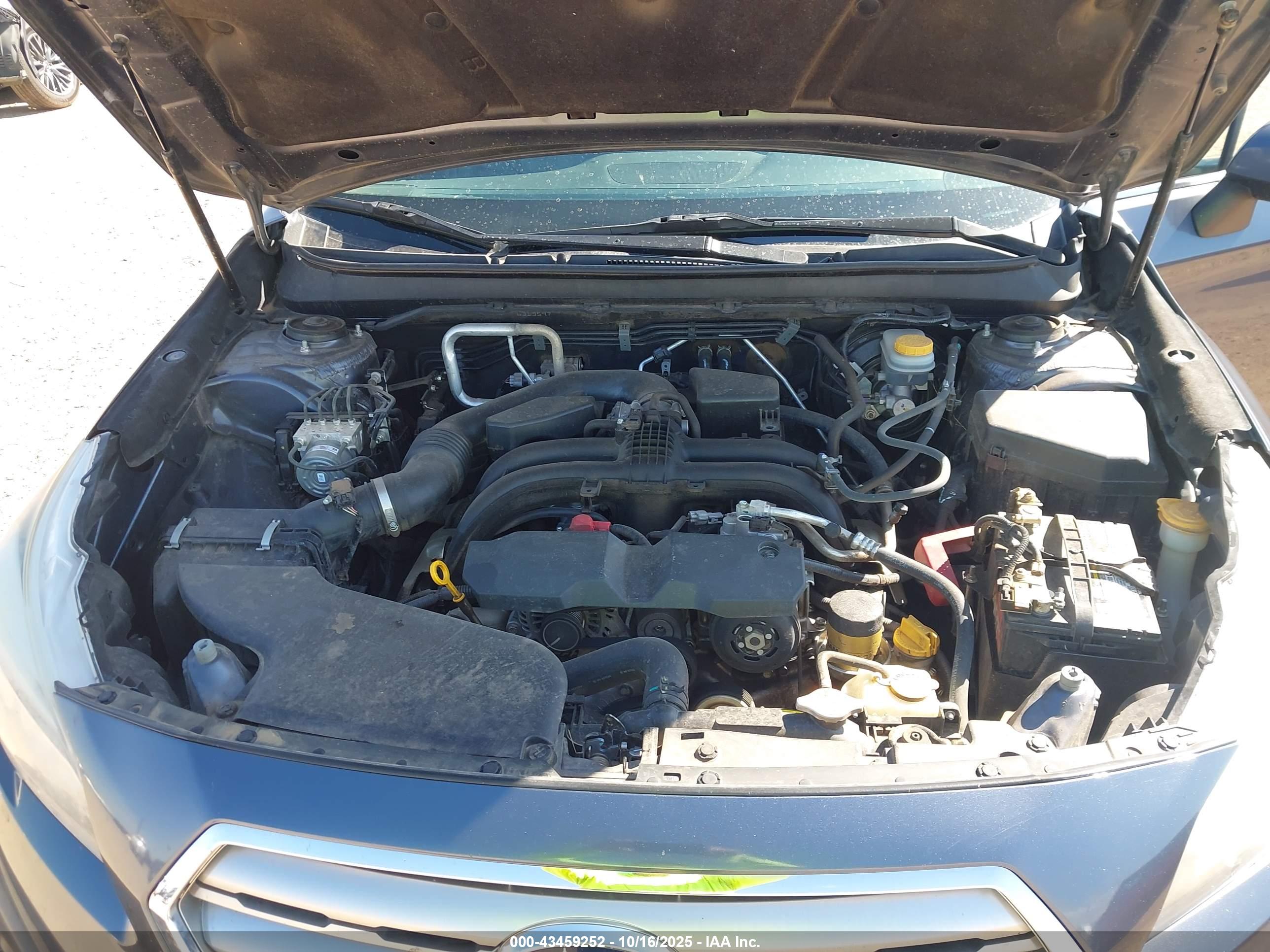 SUBARU OUTBACK image 10