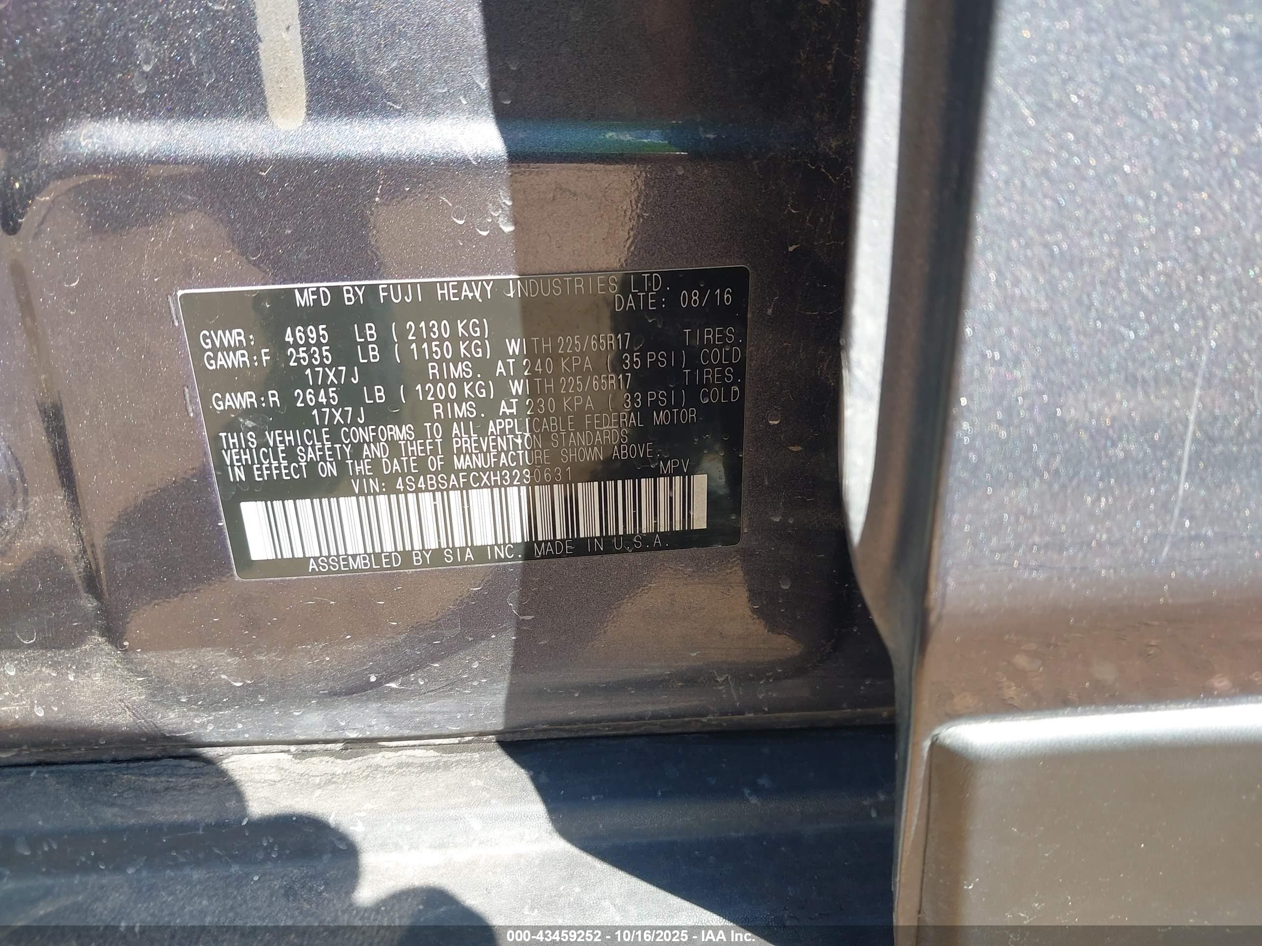 SUBARU OUTBACK image 9
