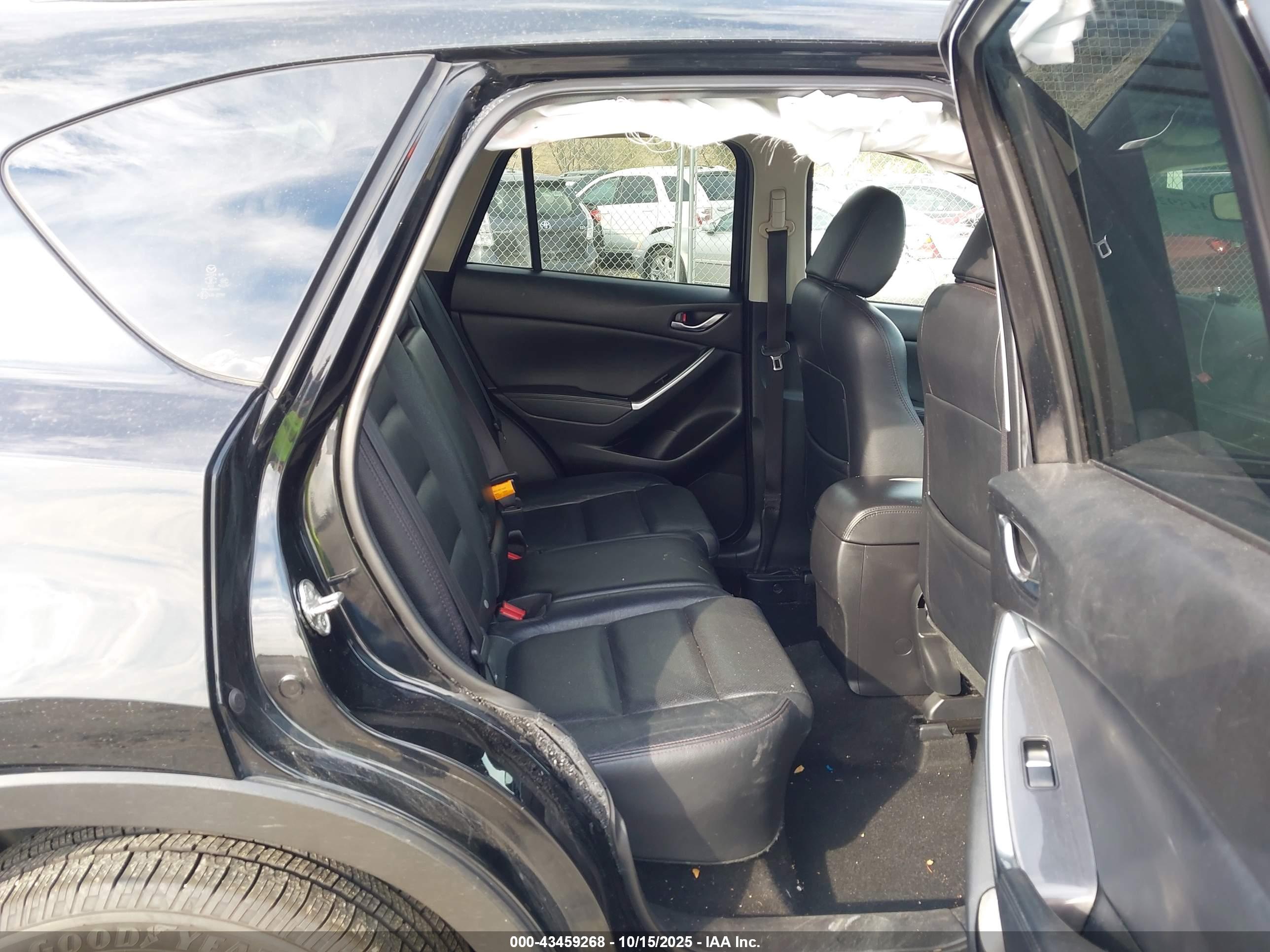 MAZDA CX-5 image 8