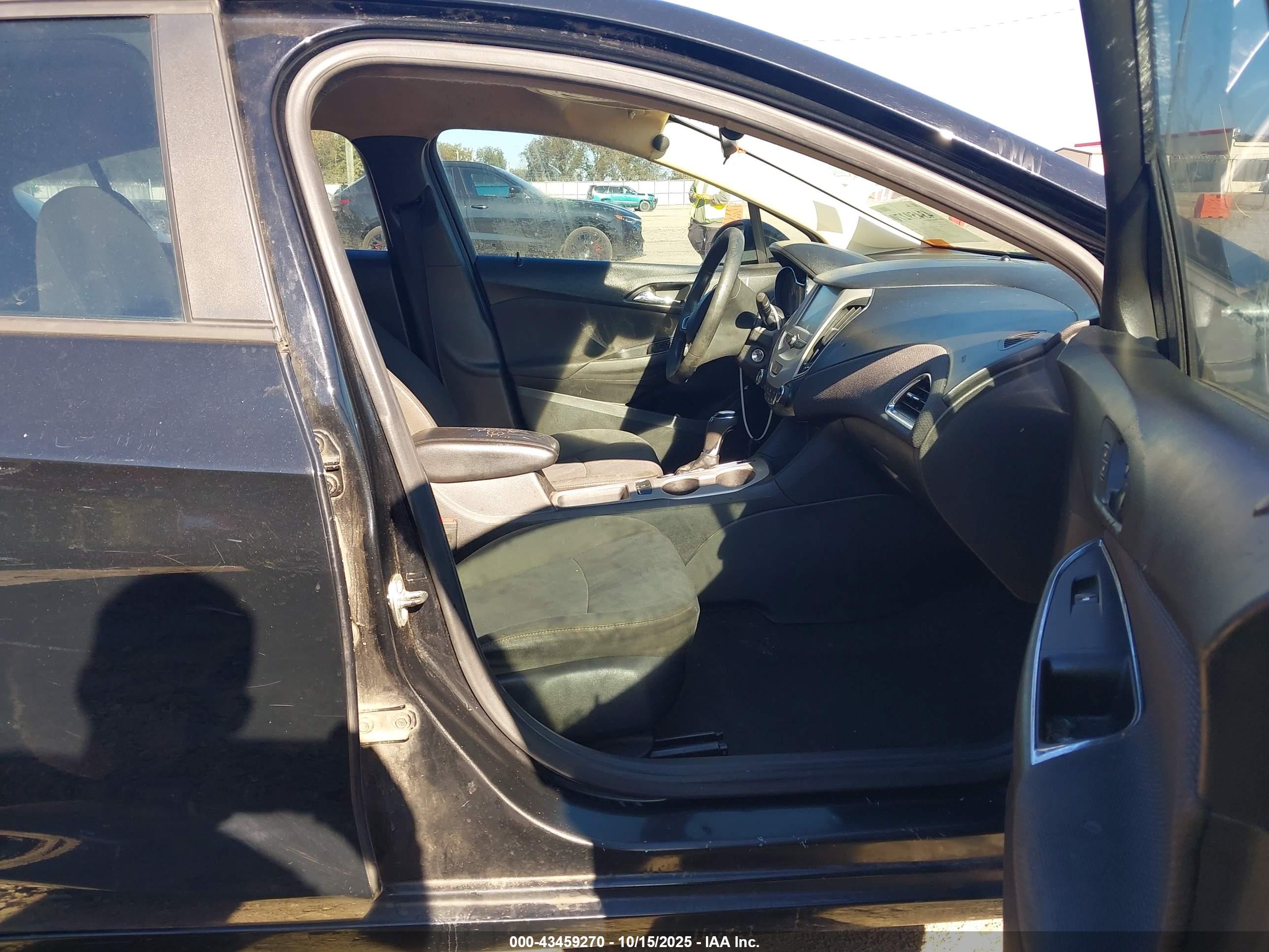 CHEVROLET CRUZE image 5