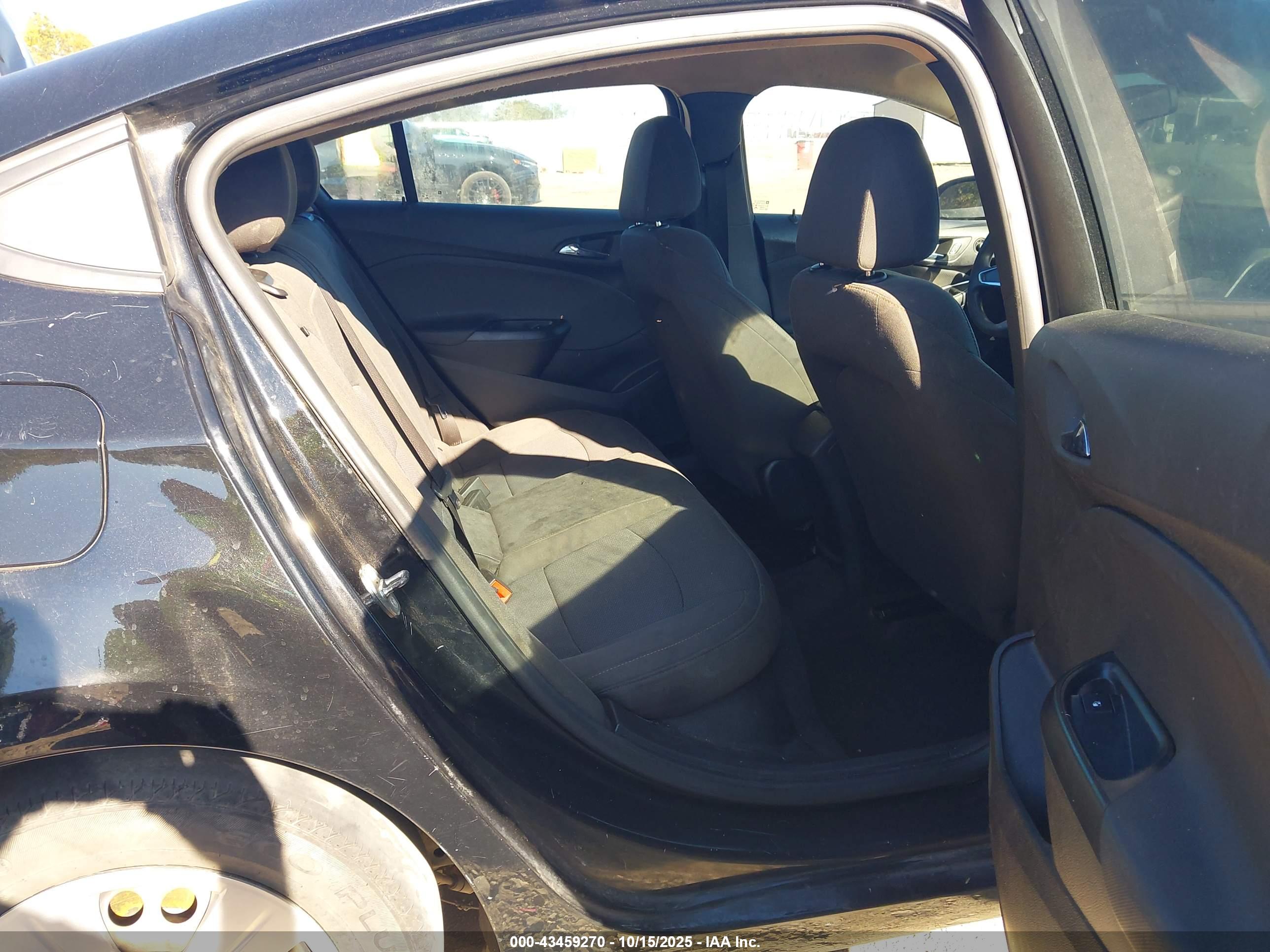 CHEVROLET CRUZE image 8