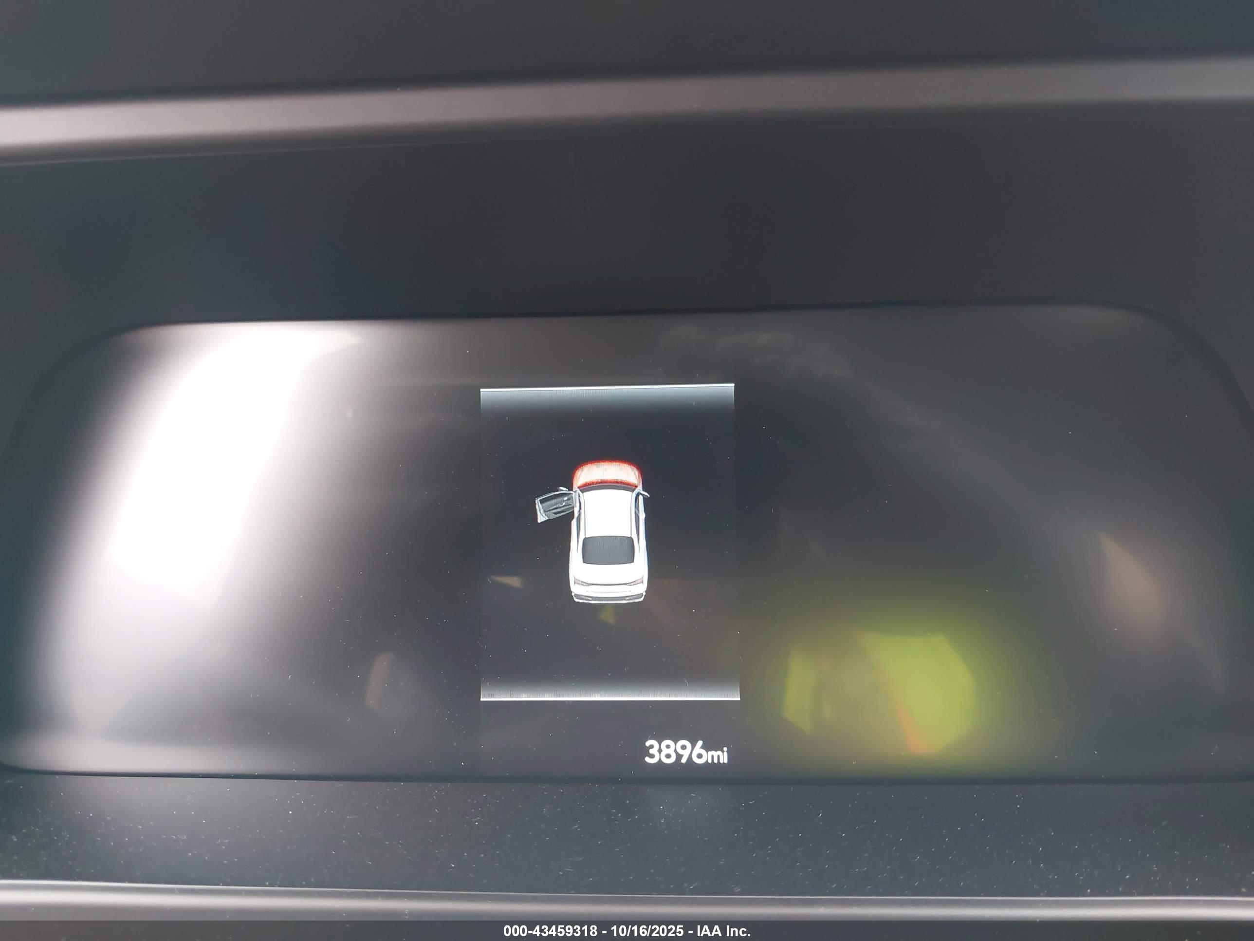 HYUNDAI ELANTRA image 7