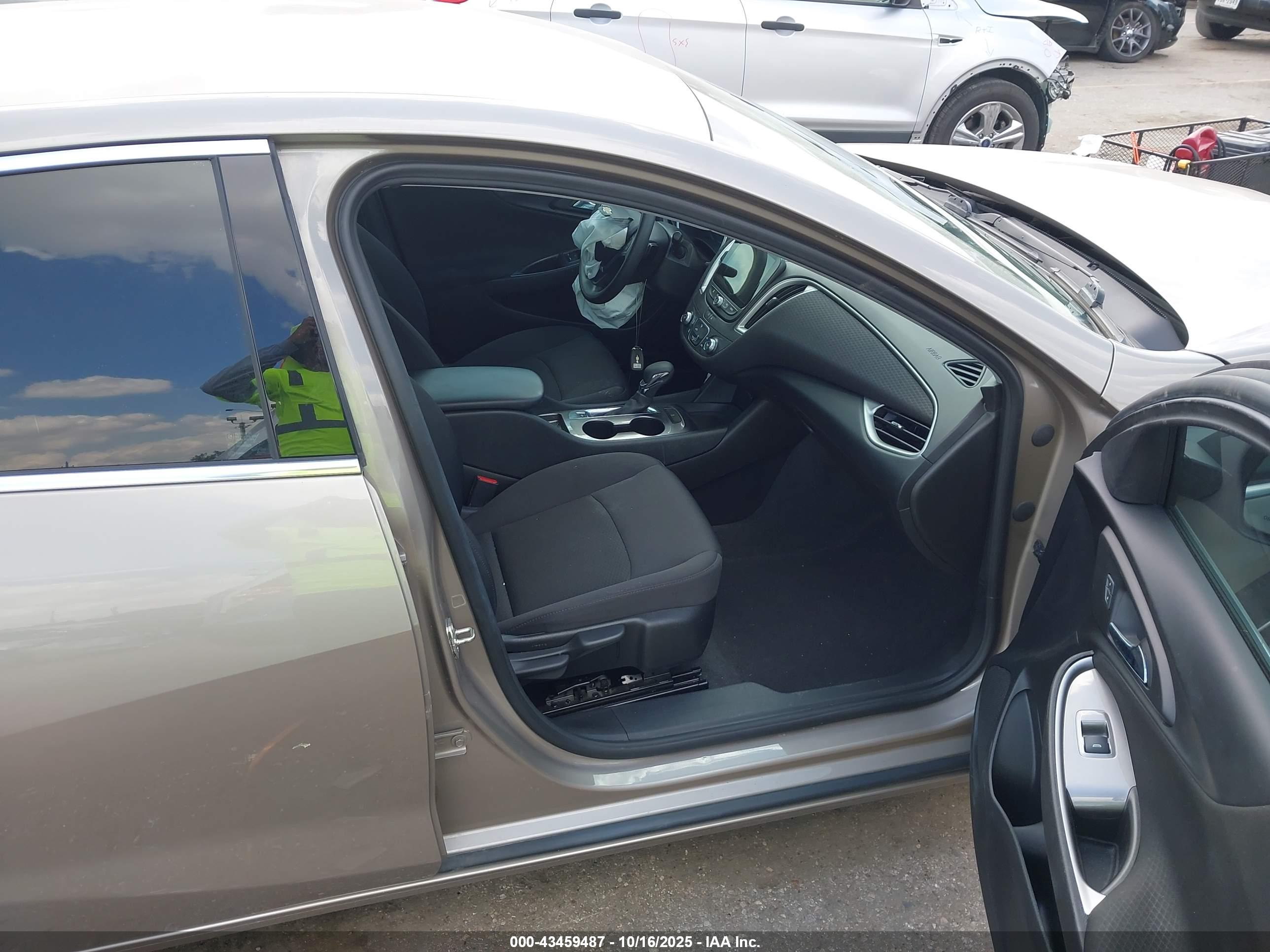CHEVROLET MALIBU image 5