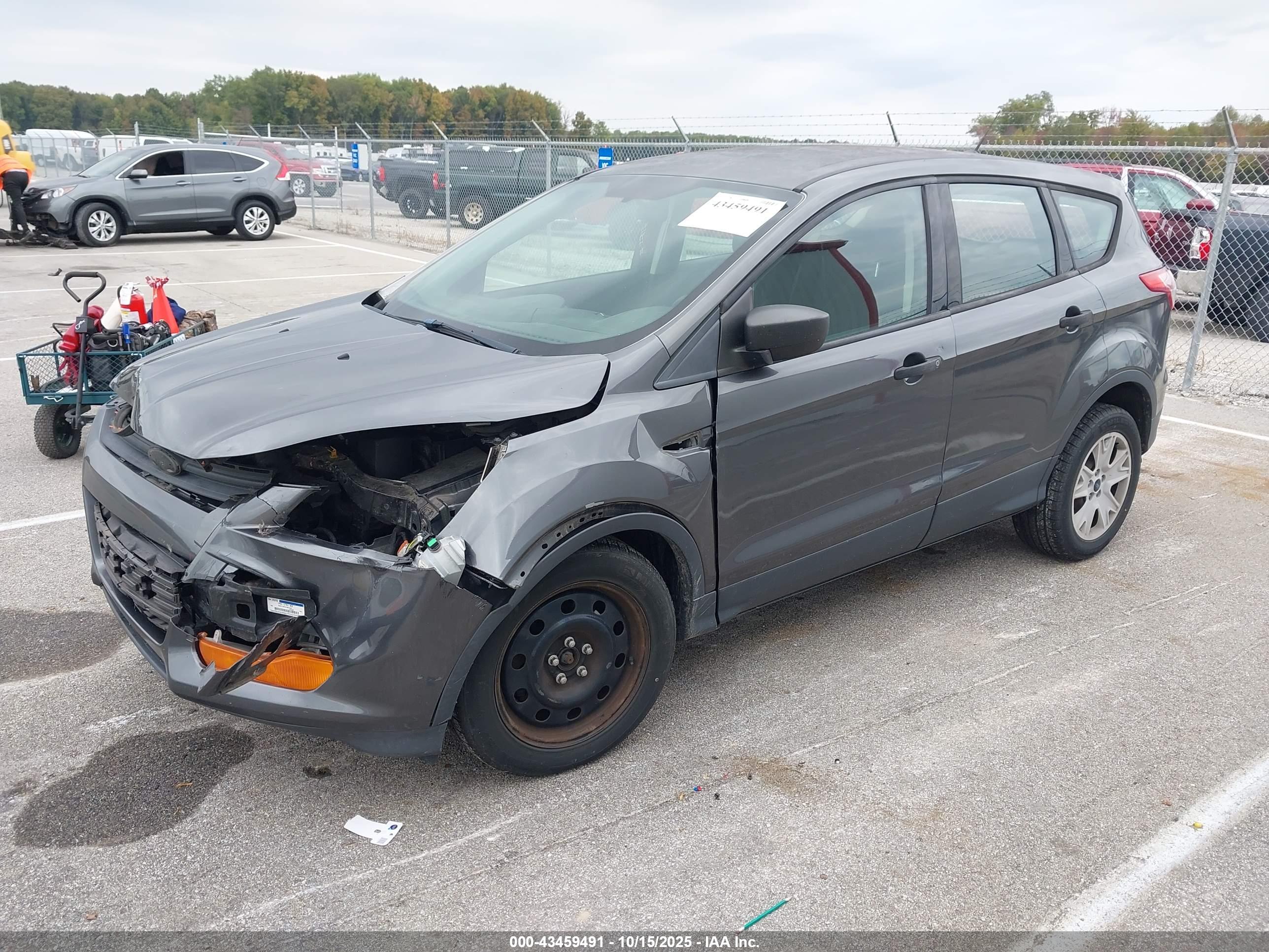 FORD ESCAPE image 2