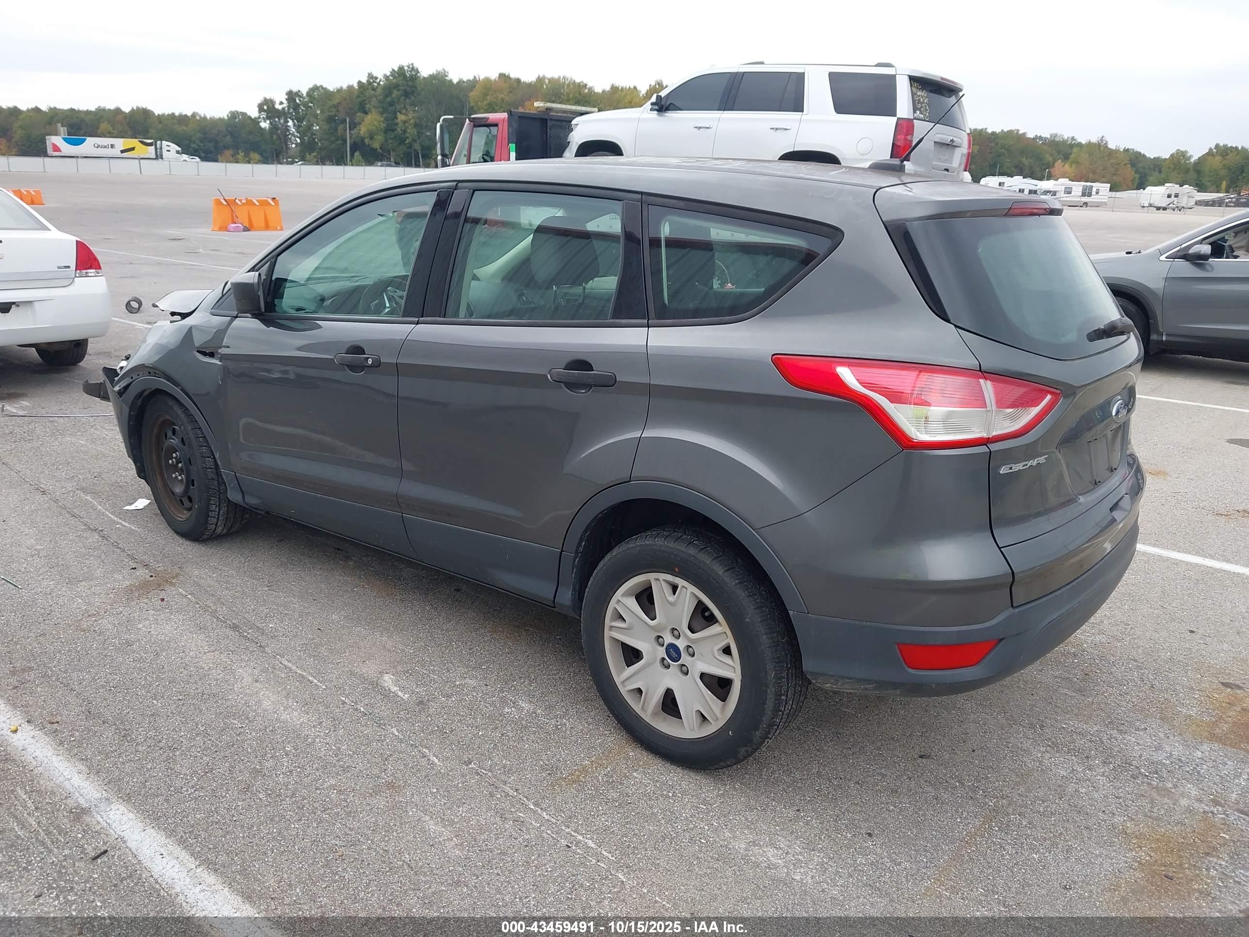 FORD ESCAPE image 3
