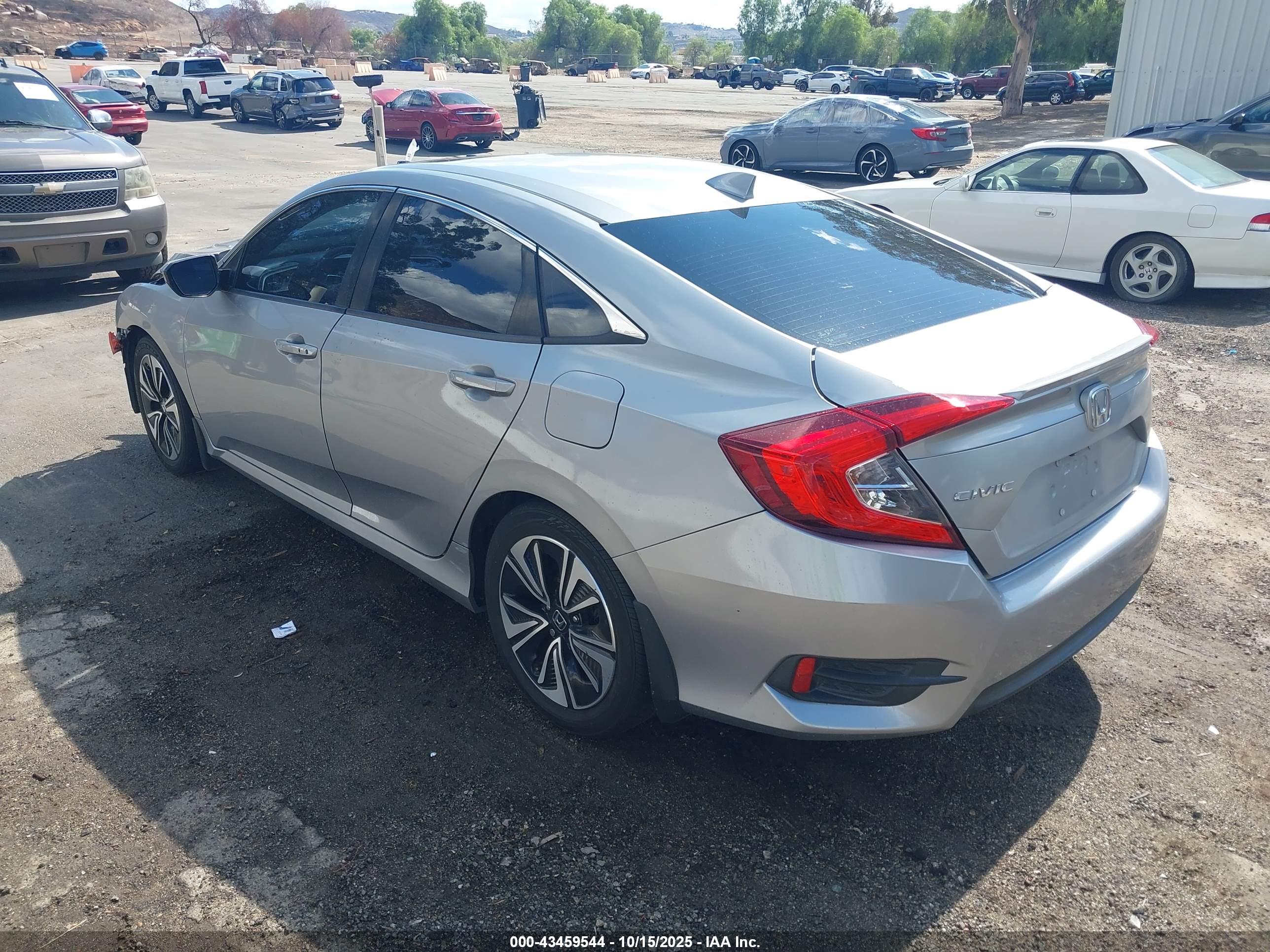 HONDA CIVIC image 3