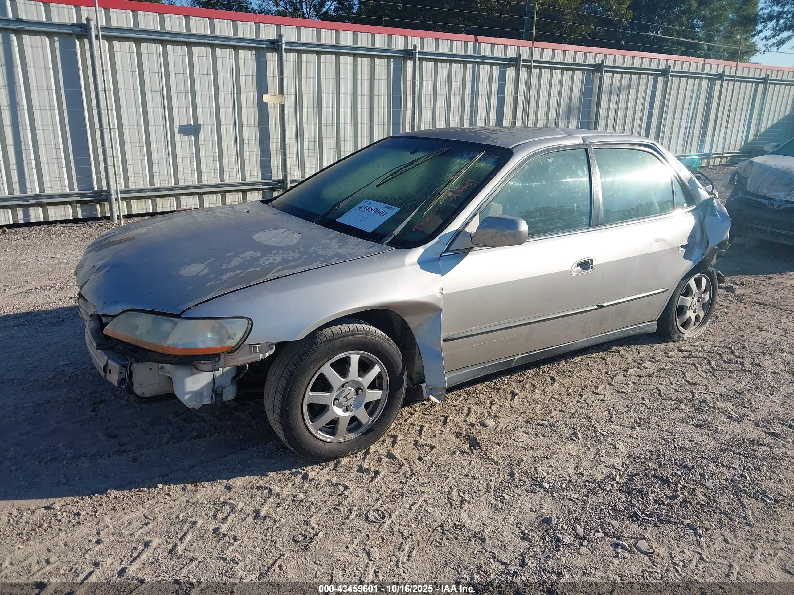 HONDA ACCORD image 2