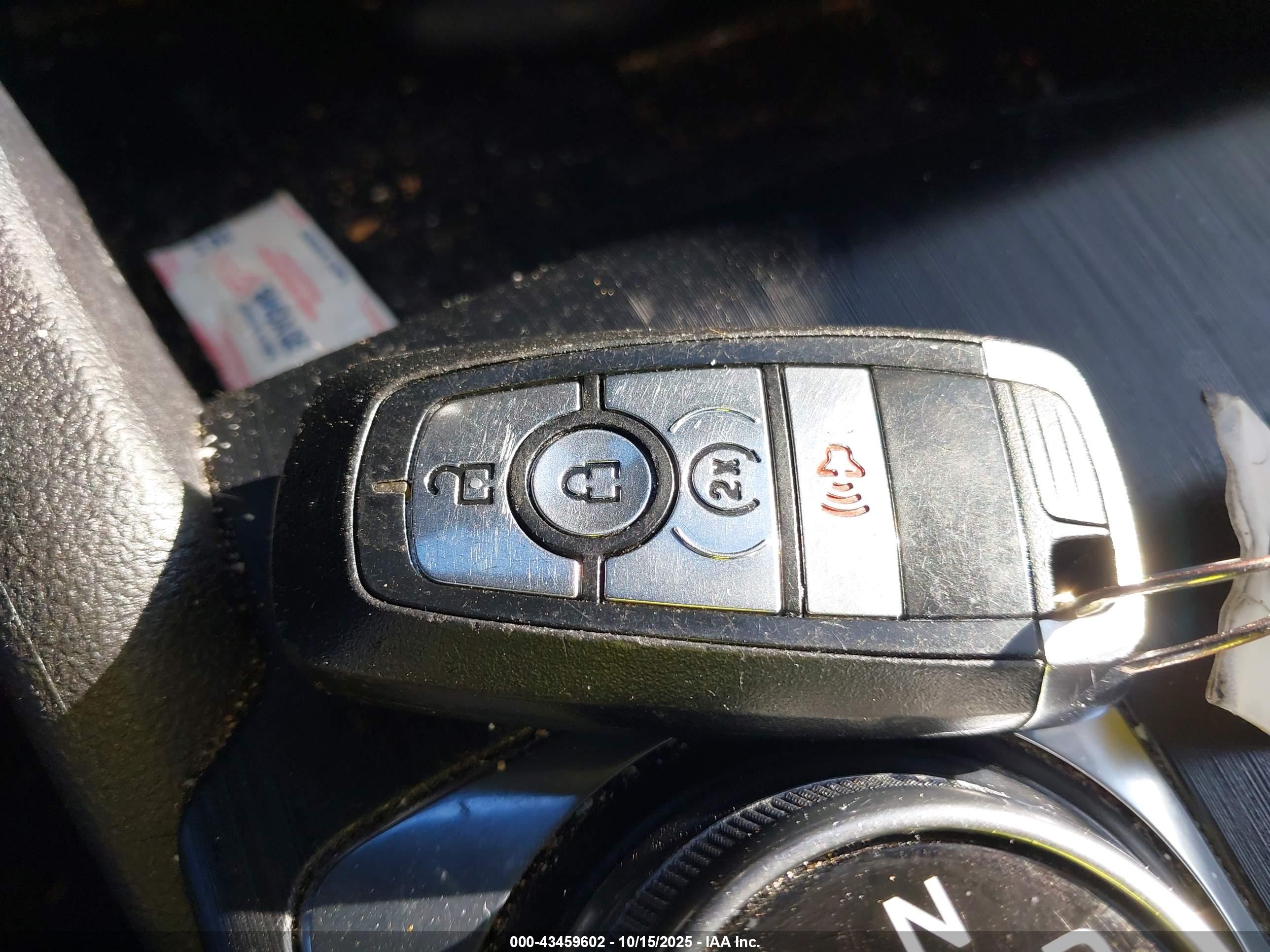 FORD ESCAPE image 11