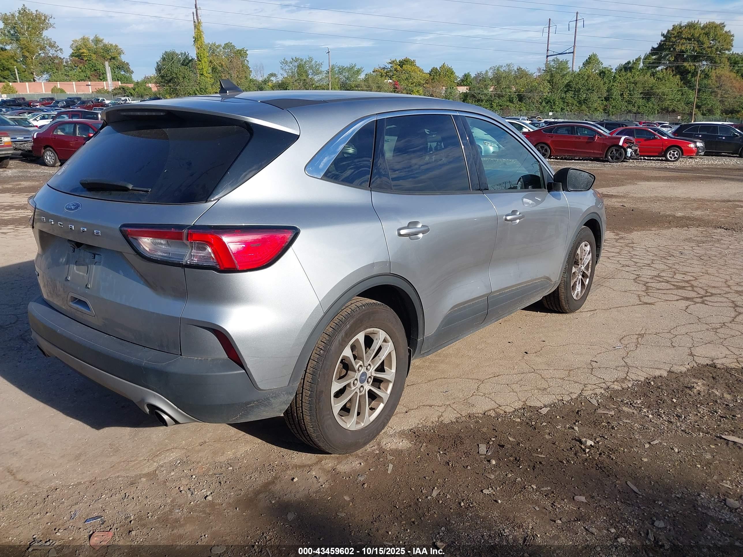 FORD ESCAPE image 4