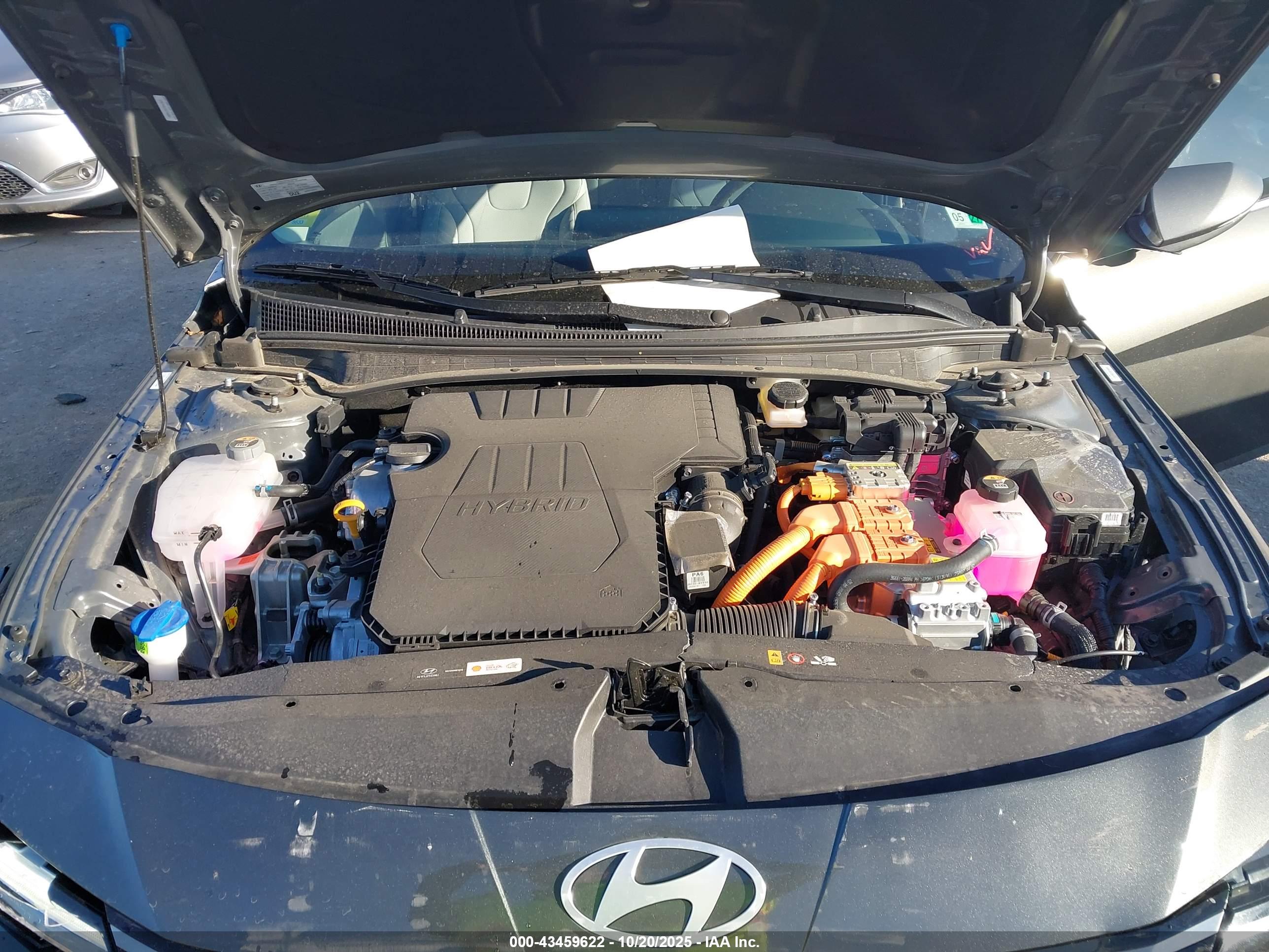 HYUNDAI ELANTRA image 10