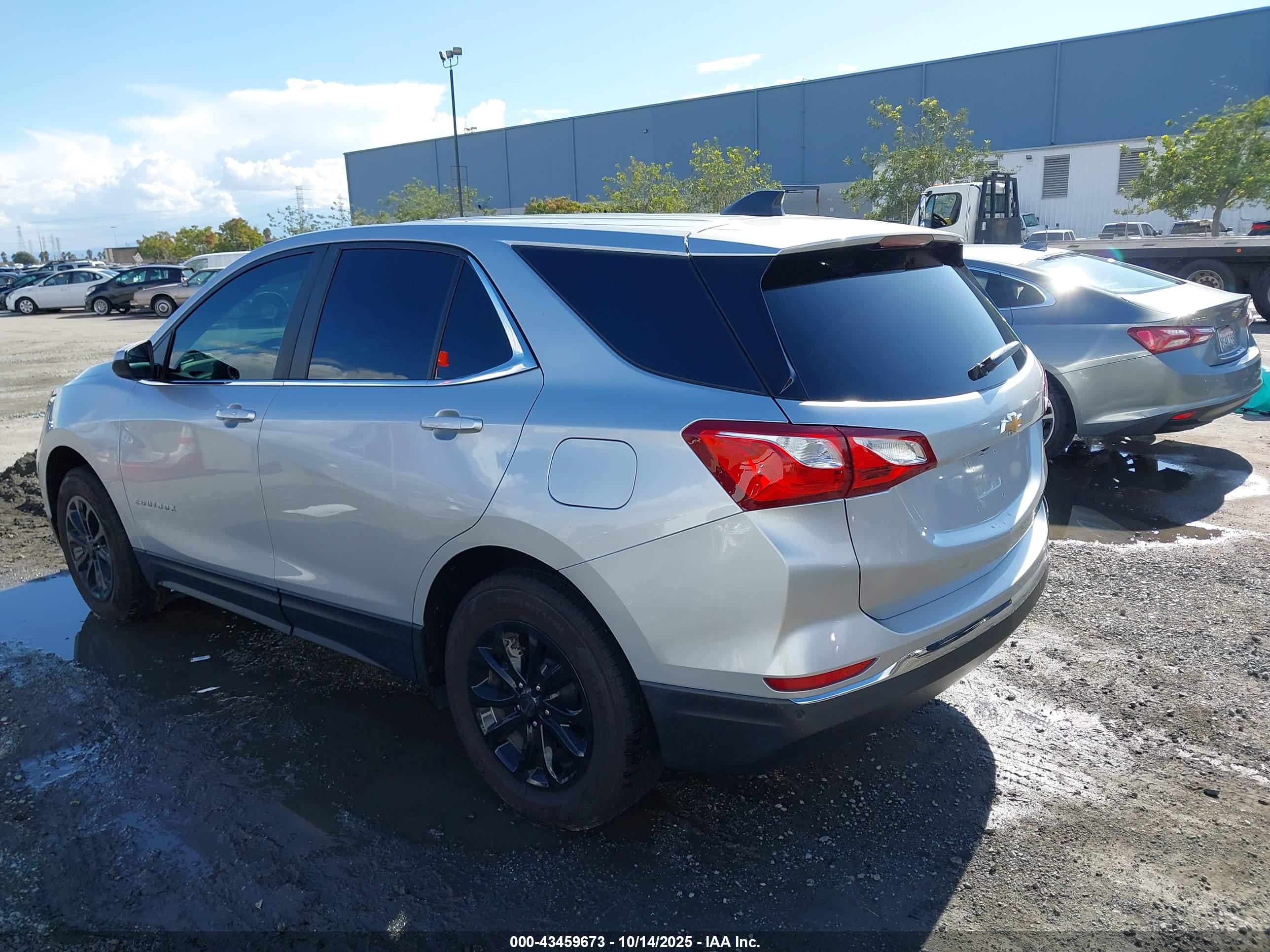 CHEVROLET EQUINOX image 6