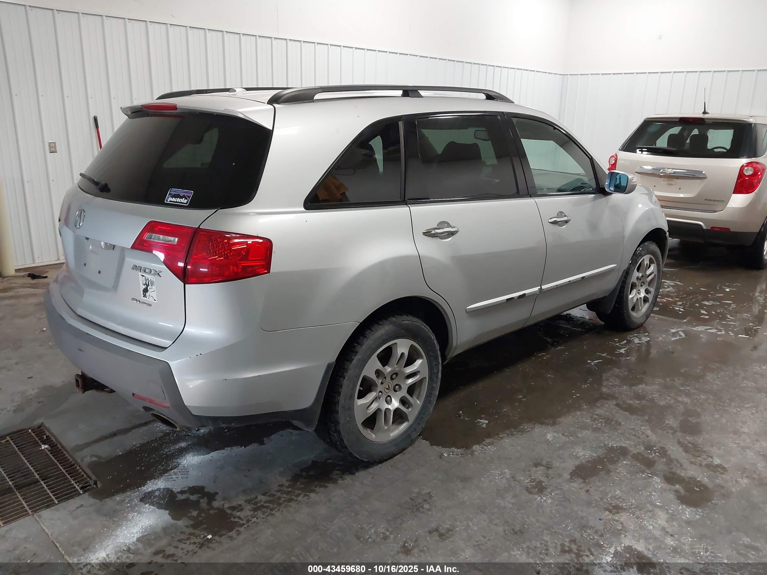 ACURA MDX image 4