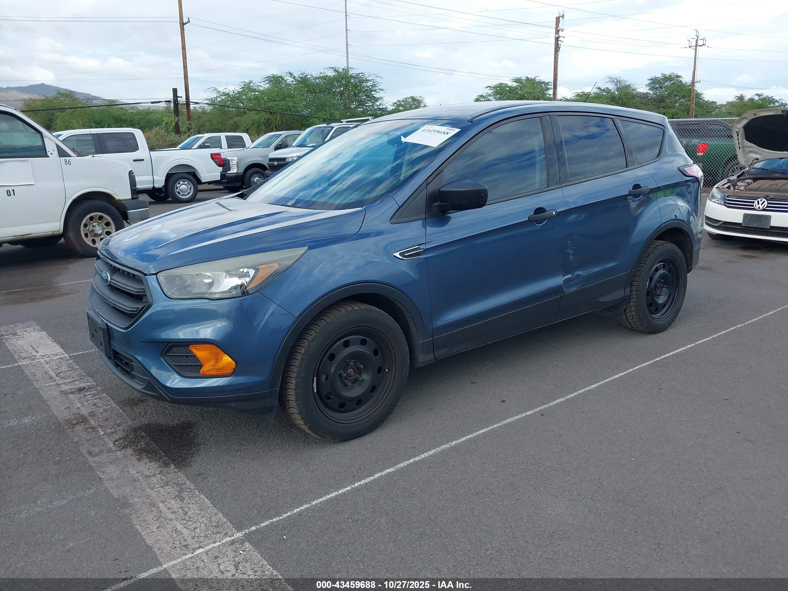 FORD ESCAPE image 2