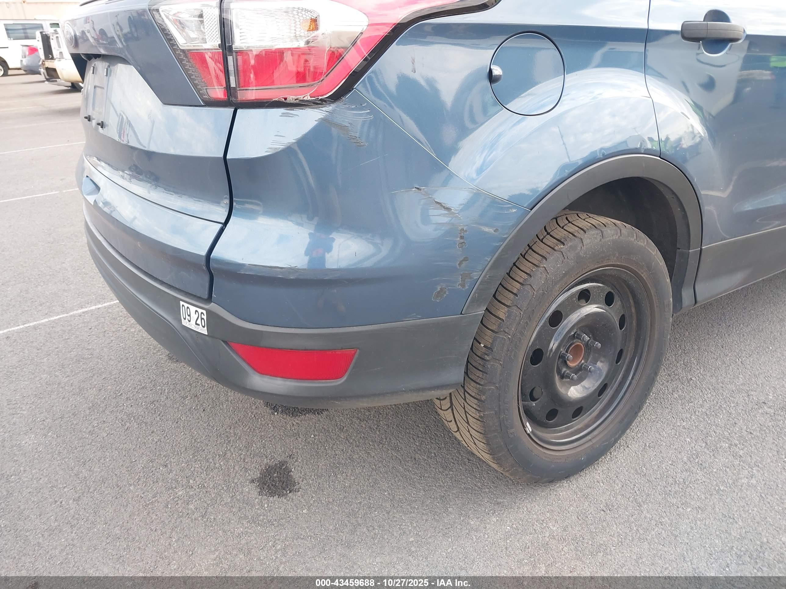 FORD ESCAPE image 6