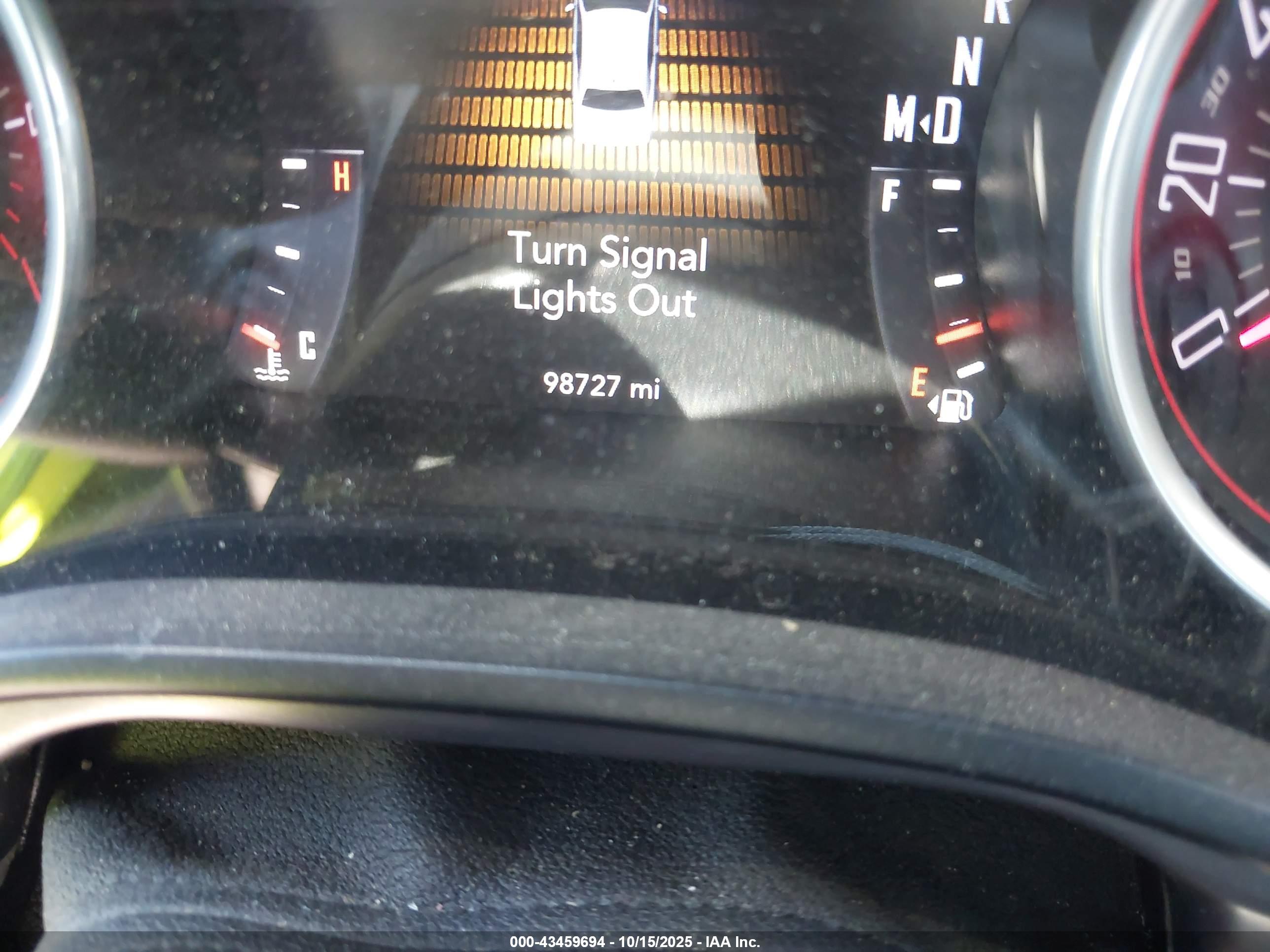 DODGE CHALLENGER image 7