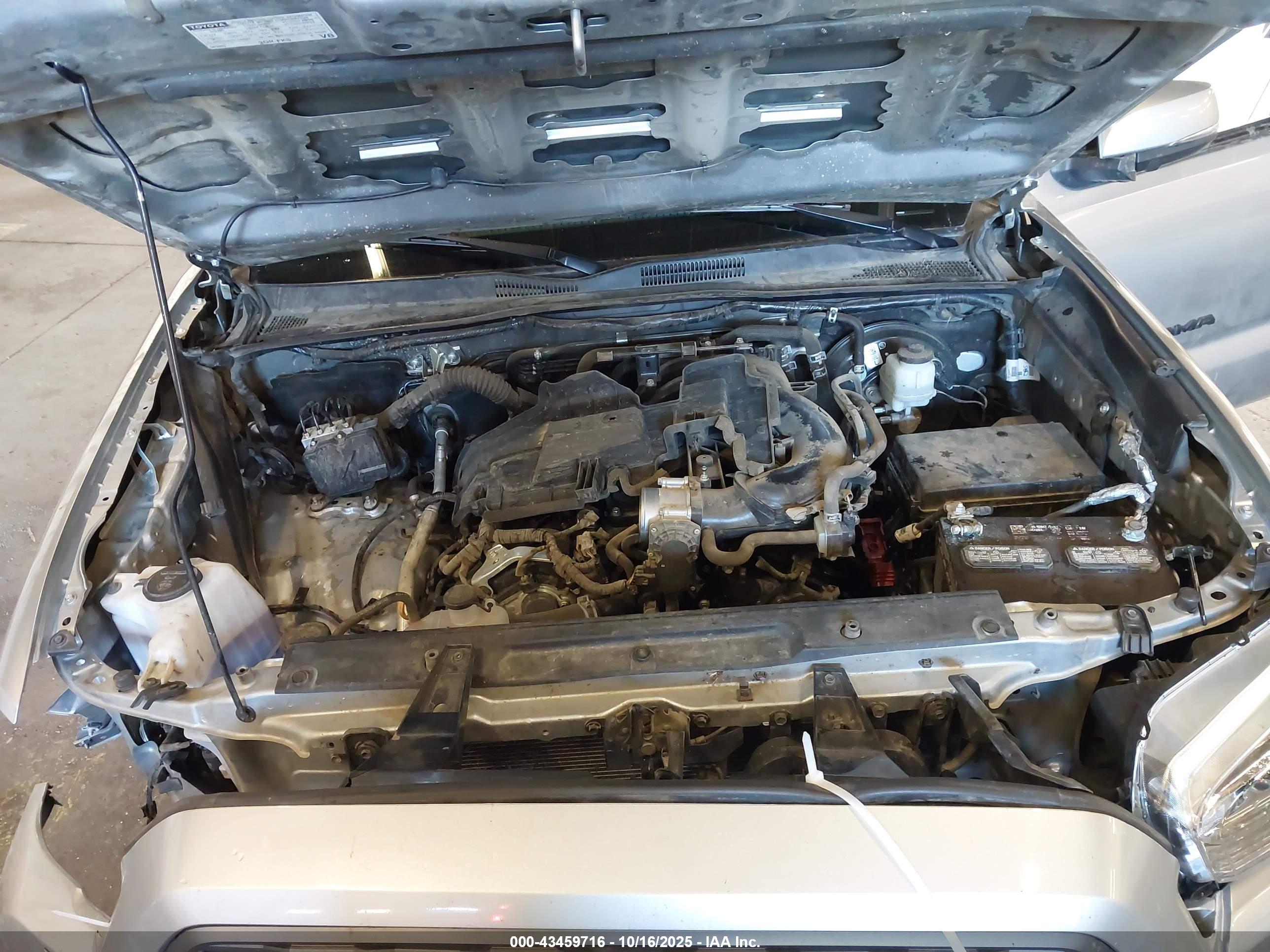 TOYOTA TACOMA image 10