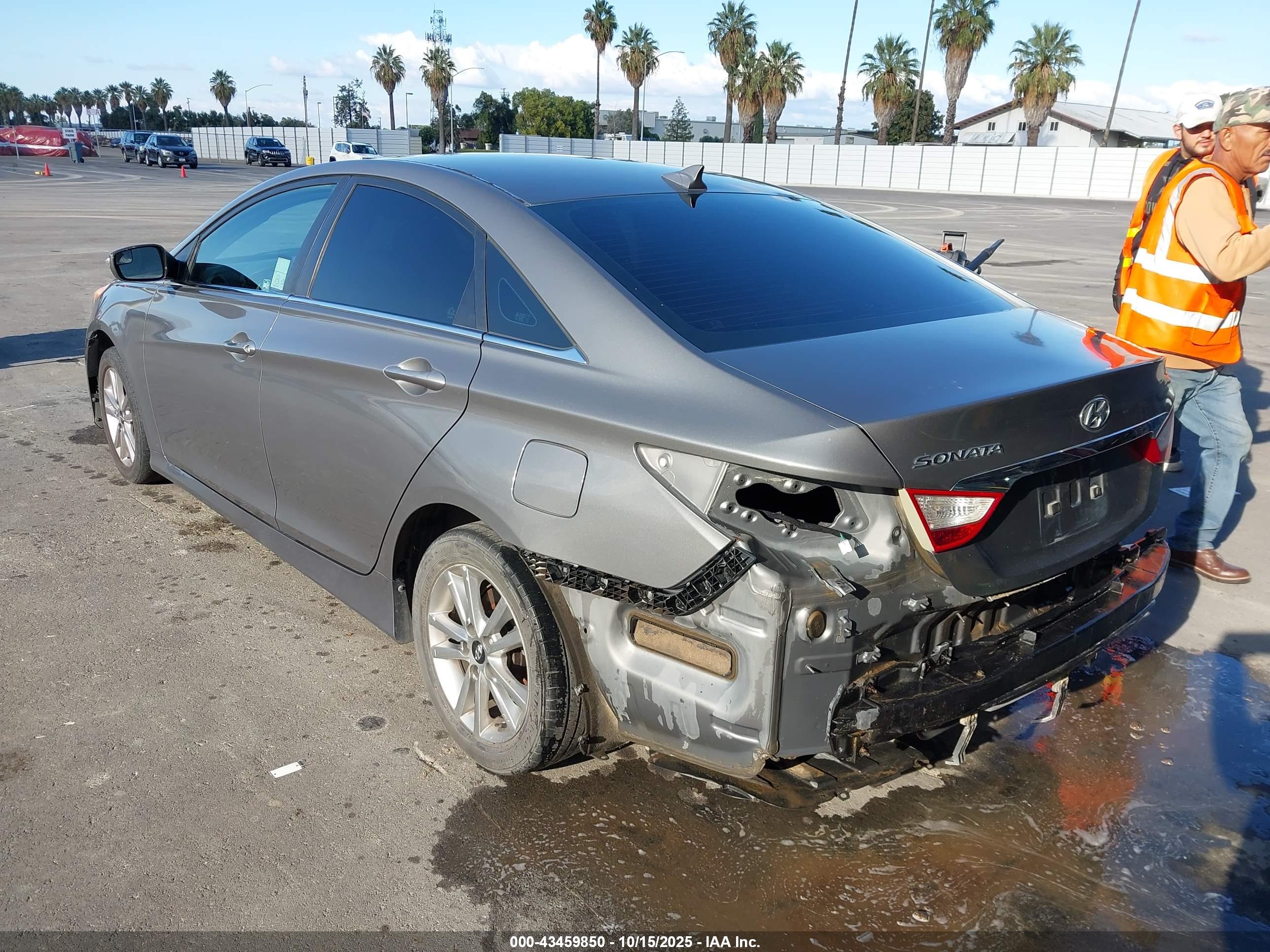 HYUNDAI SONATA image 3
