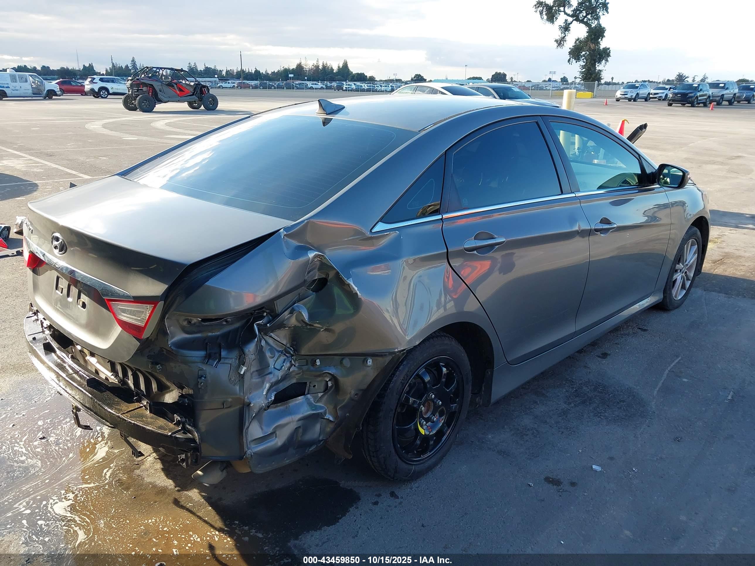 HYUNDAI SONATA image 4