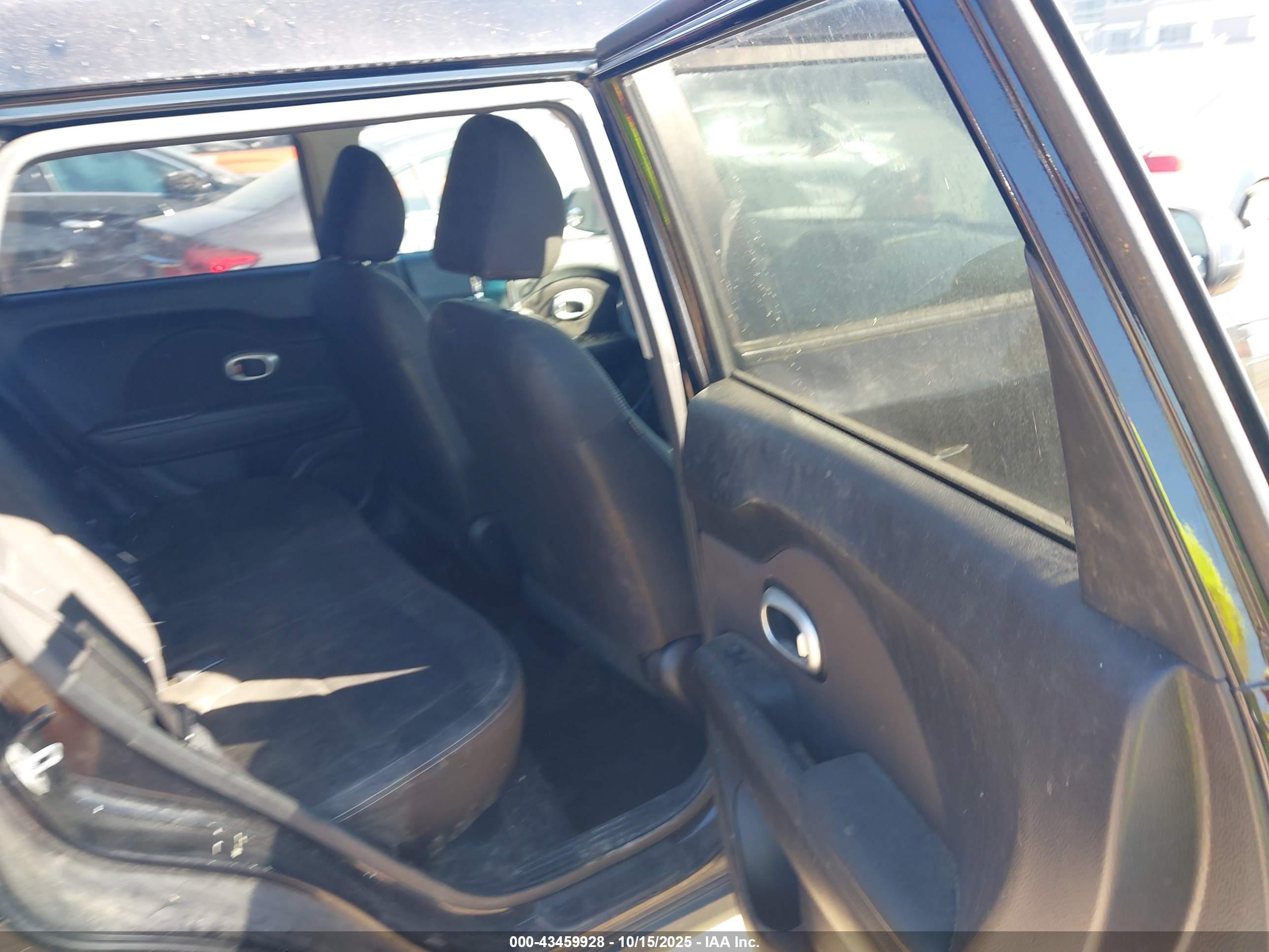 KIA SOUL image 8