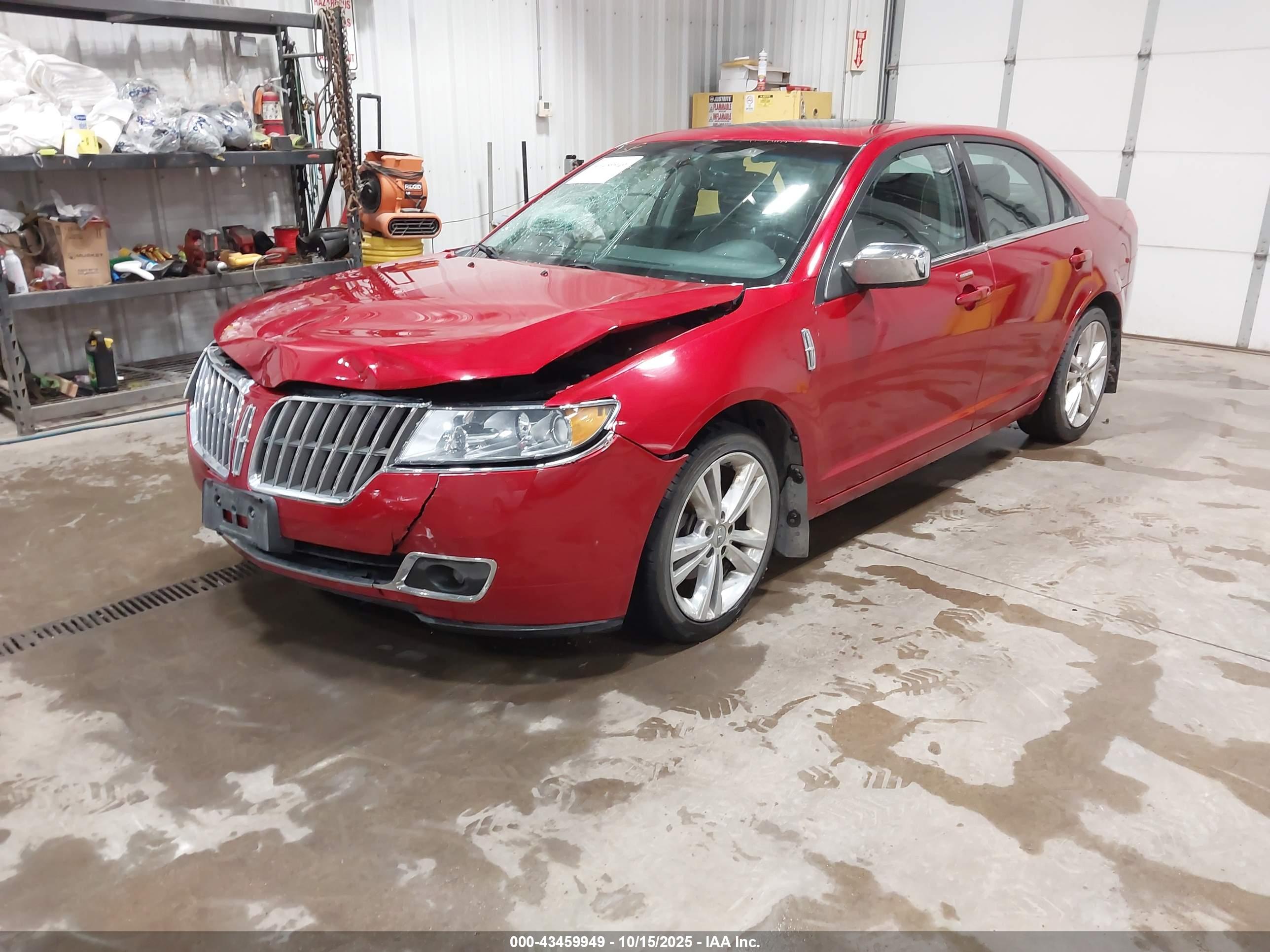 LINCOLN MKZ image 2