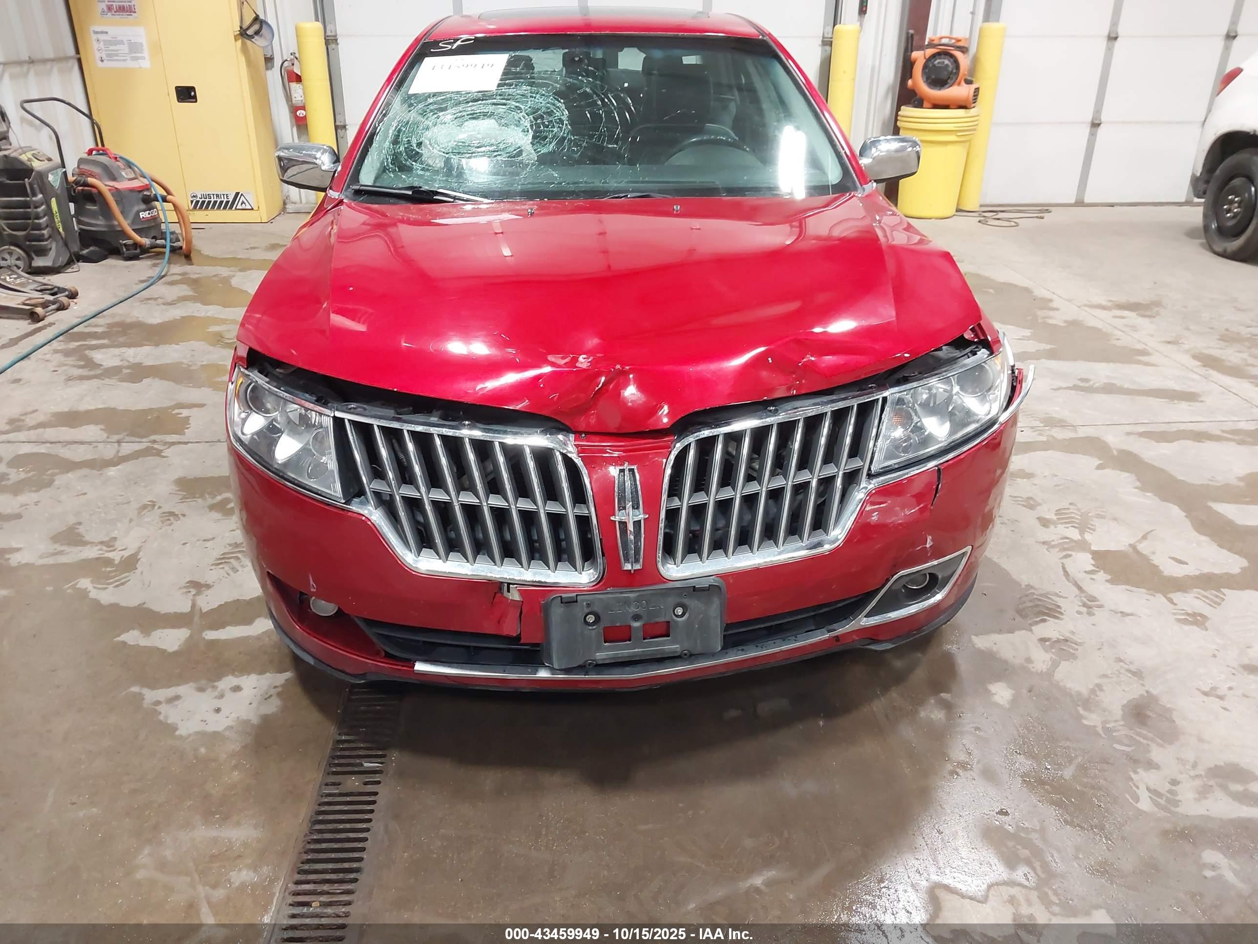 LINCOLN MKZ image 6