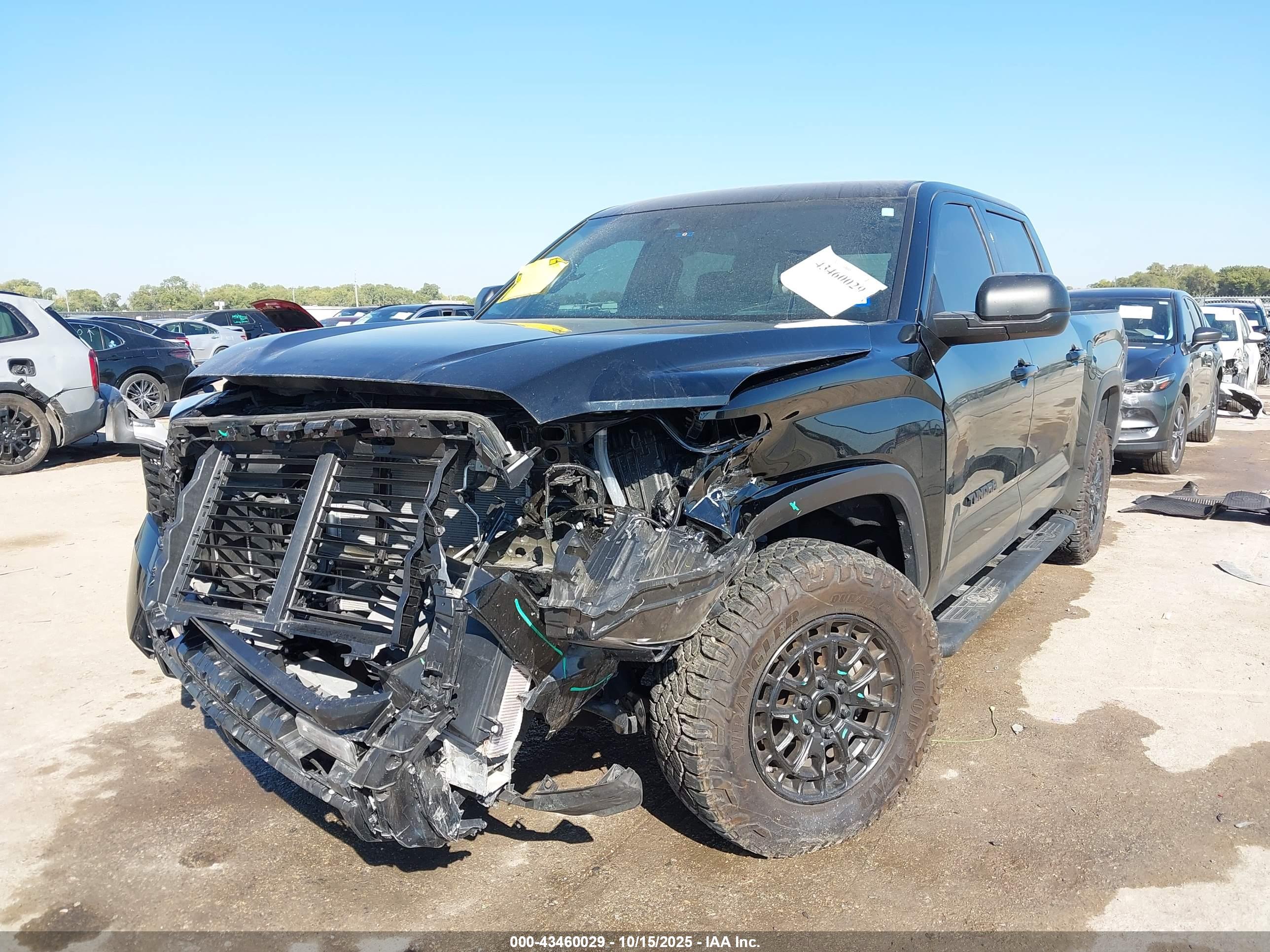TOYOTA TUNDRA image 2